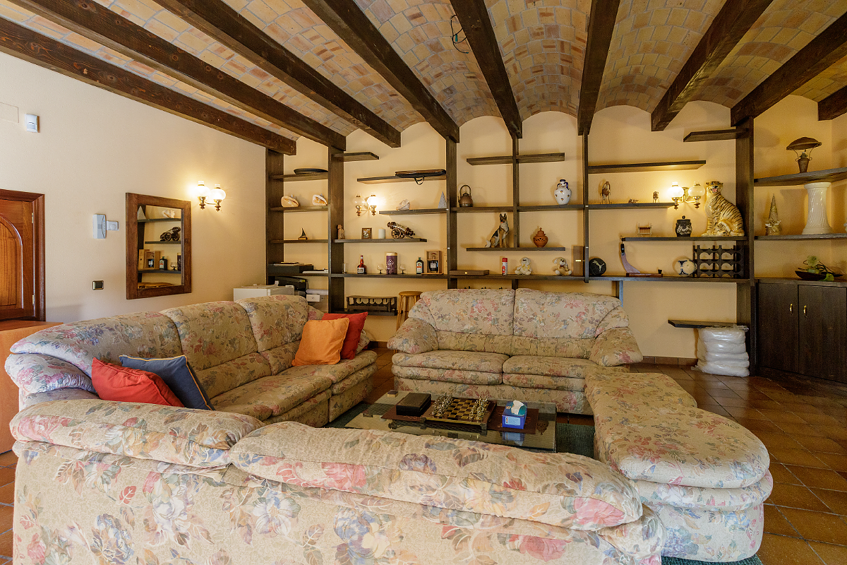 Villa i Blanes, Girona, Spanien 4 sovrum, 455 kvm. Nr. 180612