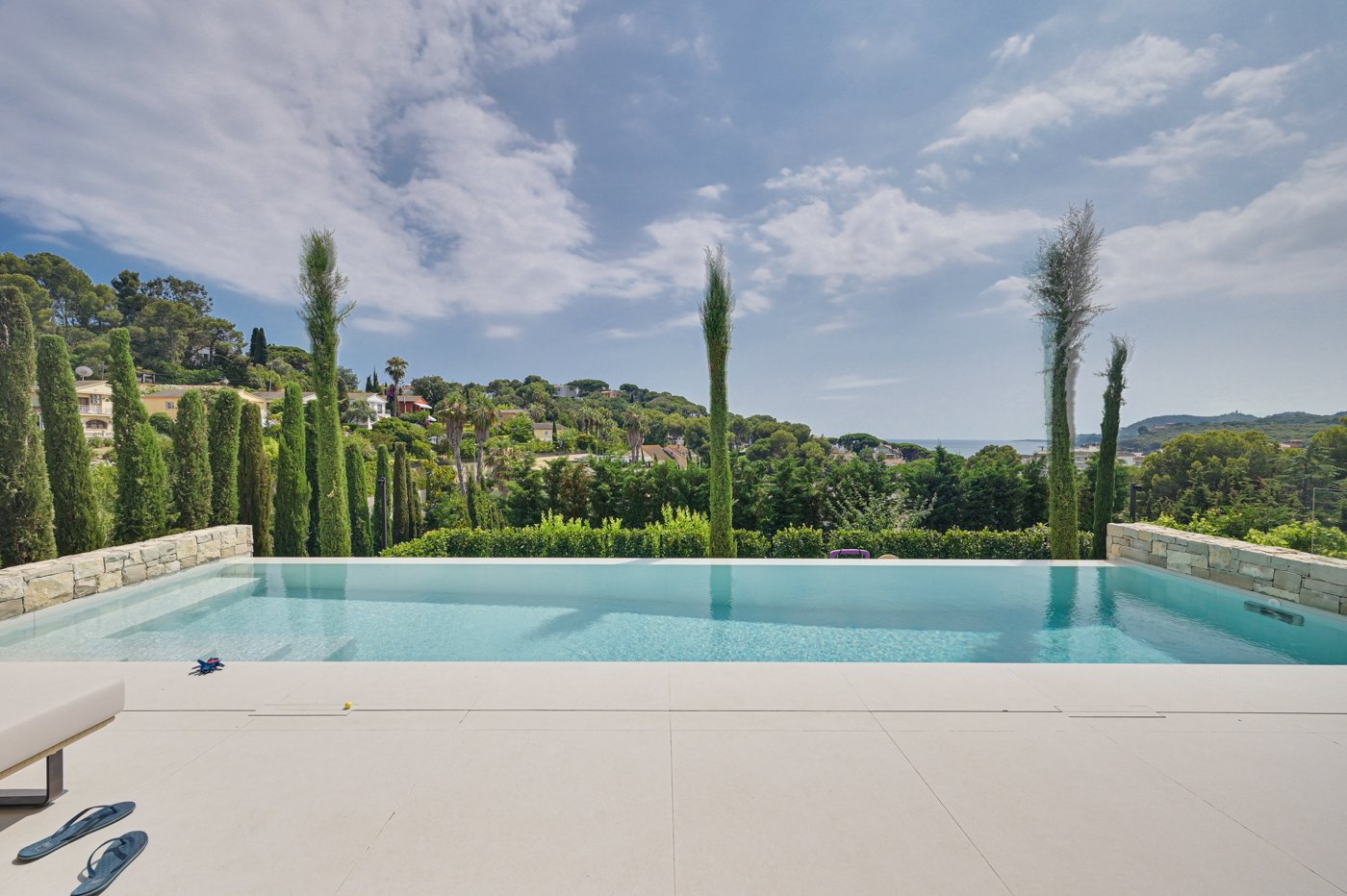 Villa in Lloret de Mar, Girona, Spain 4 bedrooms, 500 sq.m. No. 180617