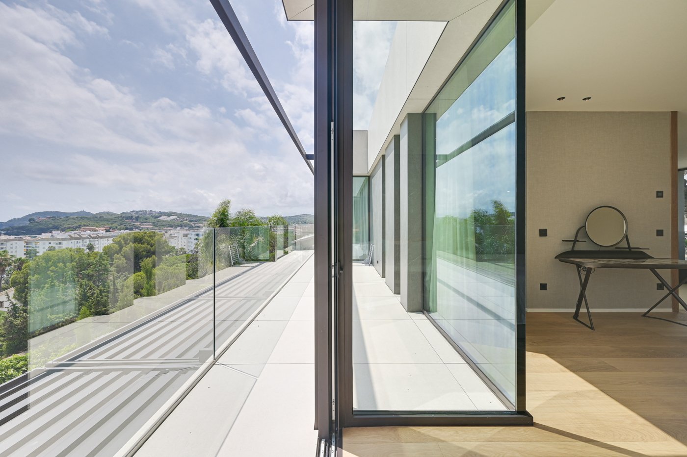 Villa in Lloret de Mar, Girona, Spain 4 bedrooms, 500 sq.m. No. 180617