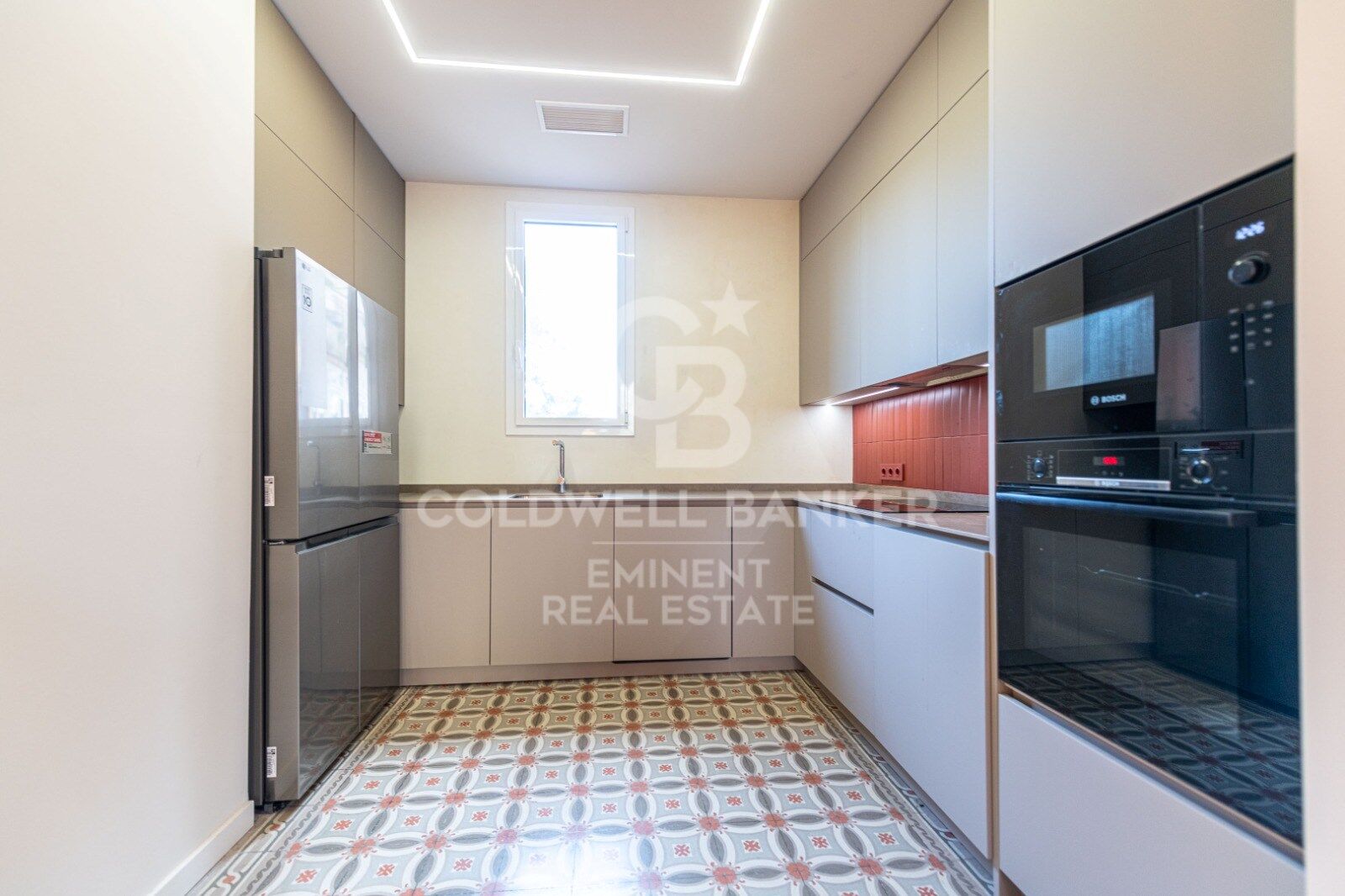 Wohnung in Barcelona, Spanien 4 Schlafzimmer, 129 m2 Nr. 178985