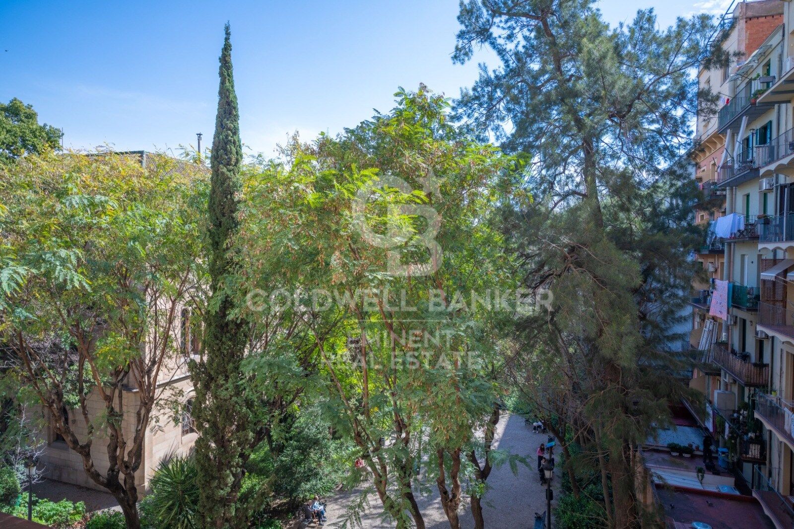 Wohnung in Barcelona, Spanien 4 Schlafzimmer, 129 m2 Nr. 178985