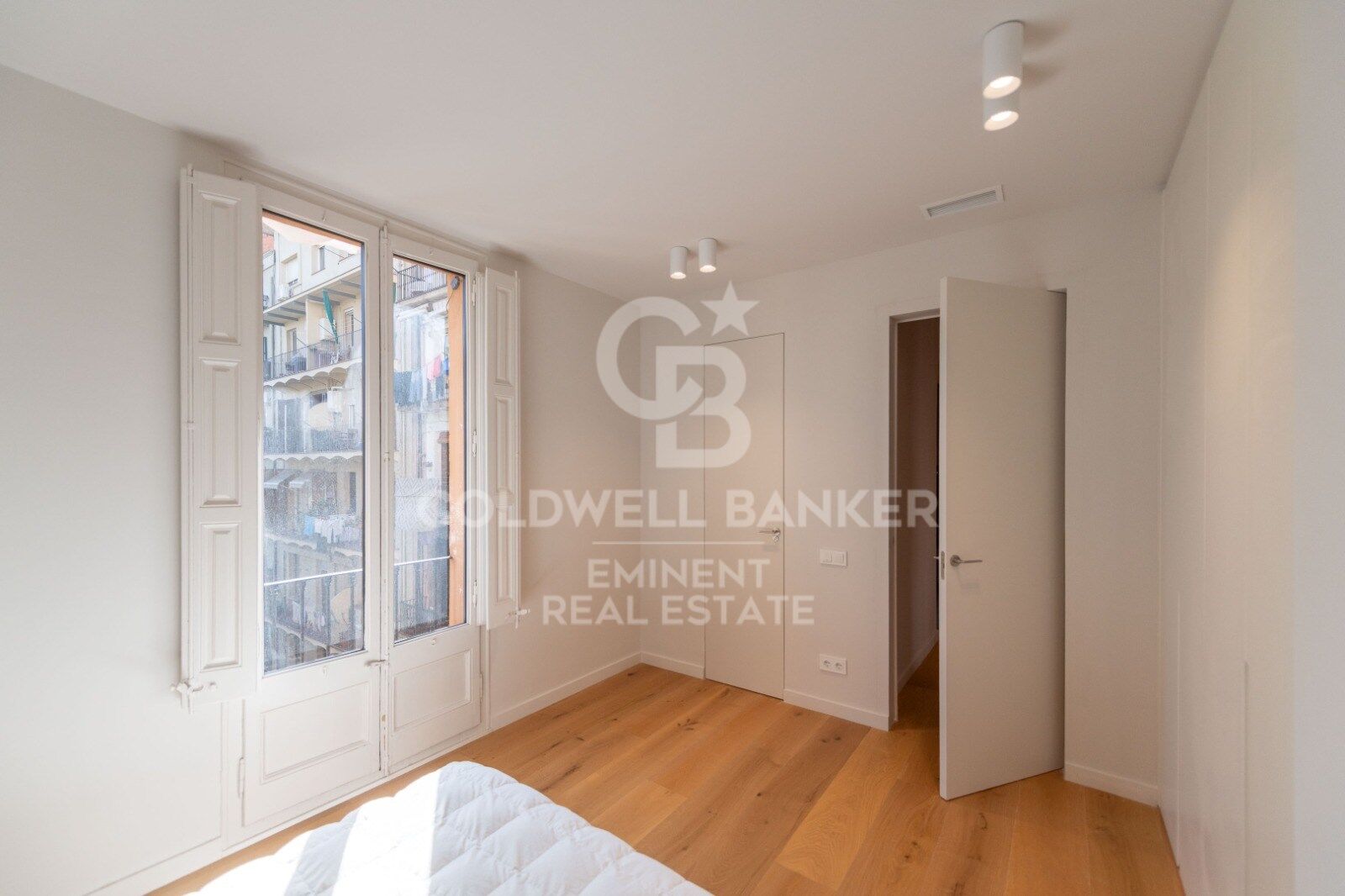 Wohnung in Barcelona, Spanien 4 Schlafzimmer, 129 m2 Nr. 178985