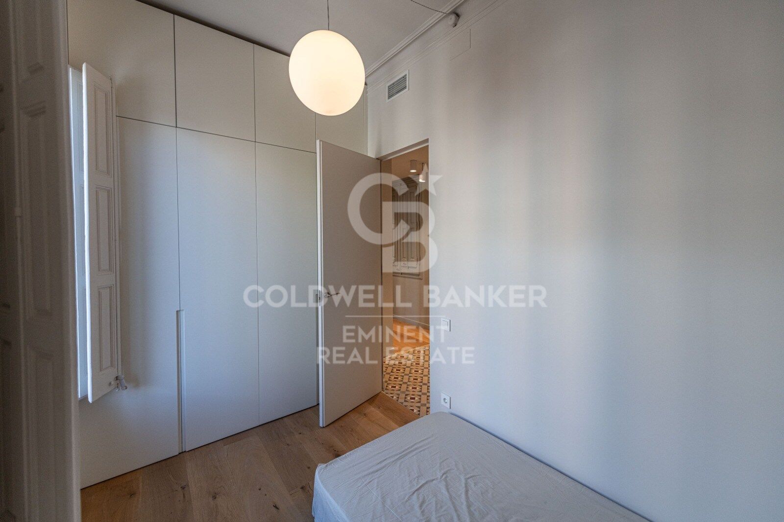 Wohnung in Barcelona, Spanien 4 Schlafzimmer, 129 m2 Nr. 178985