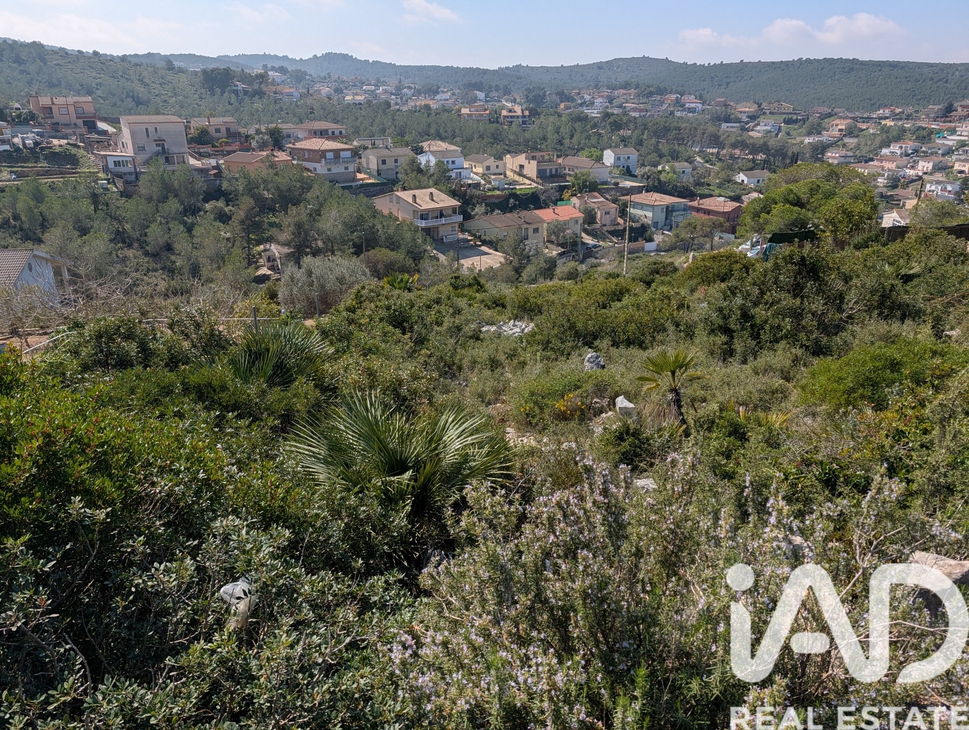 Land plot in Olerdola, Barcelona, Spain 603 sq.m. No. 185106