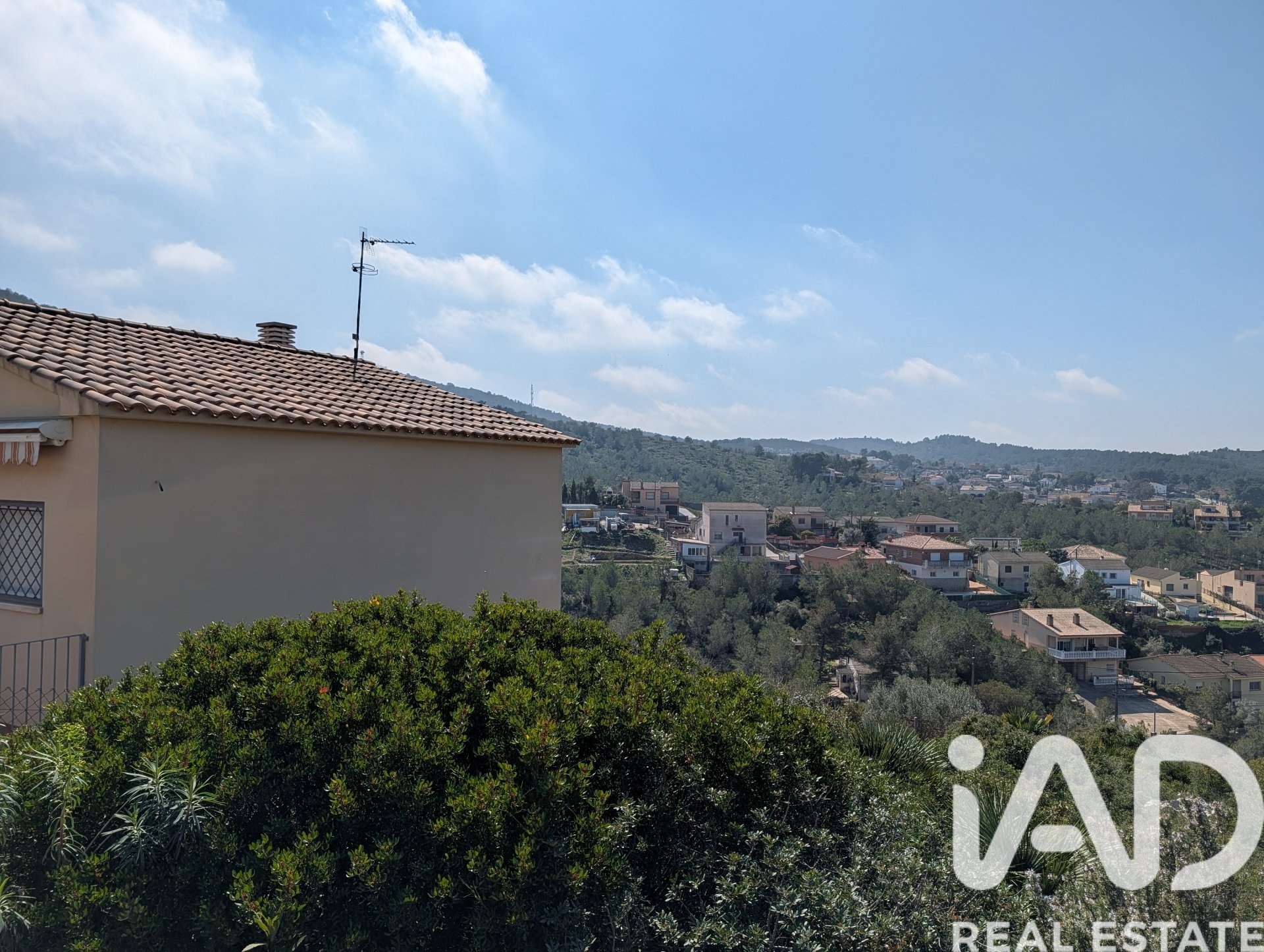 Land plot in Olerdola, Barcelona, Spain 603 sq.m. No. 185106