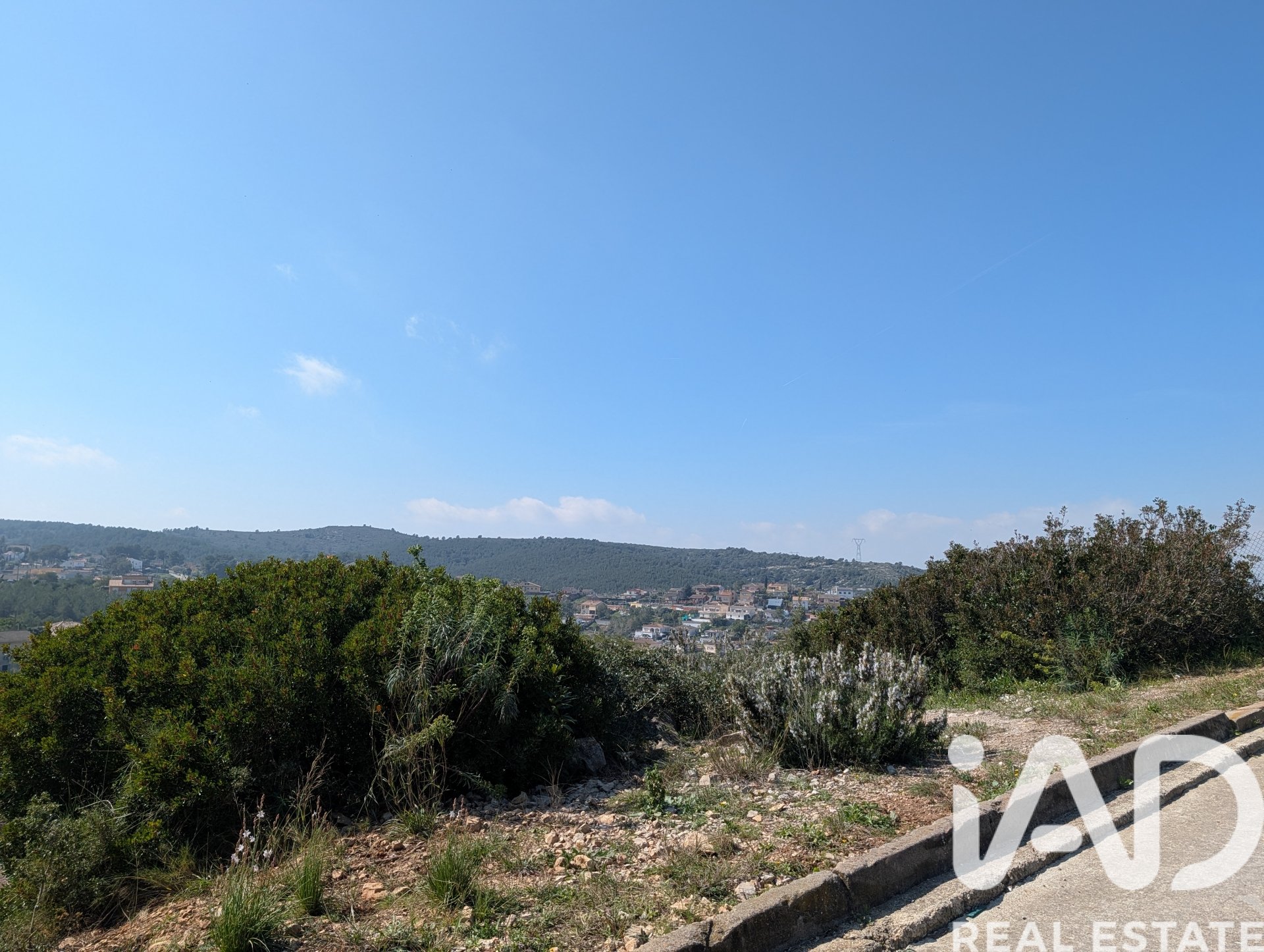 Land plot in Olerdola, Barcelona, Spain 603 sq.m. No. 185106