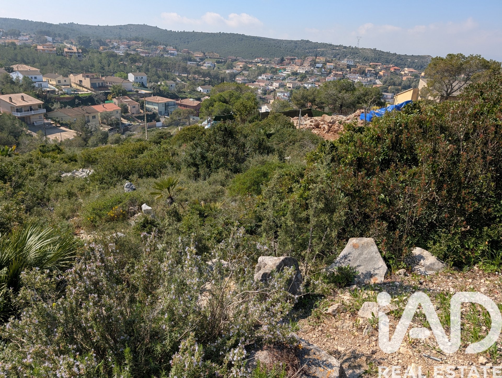 Land plot in Olerdola, Barcelona, Spain 603 sq.m. No. 185106