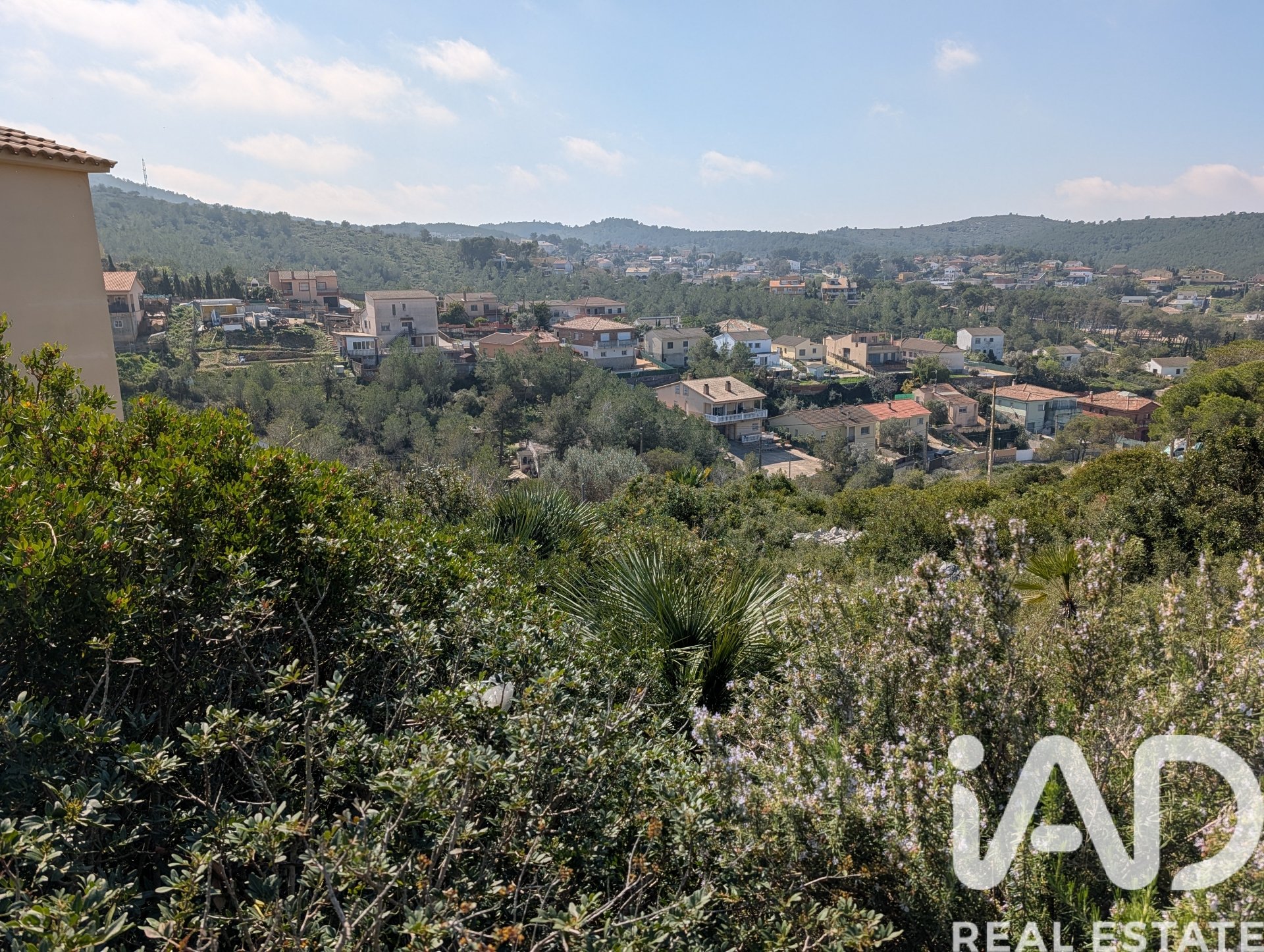 Land plot in Olerdola, Barcelona, Spain 603 sq.m. No. 185106