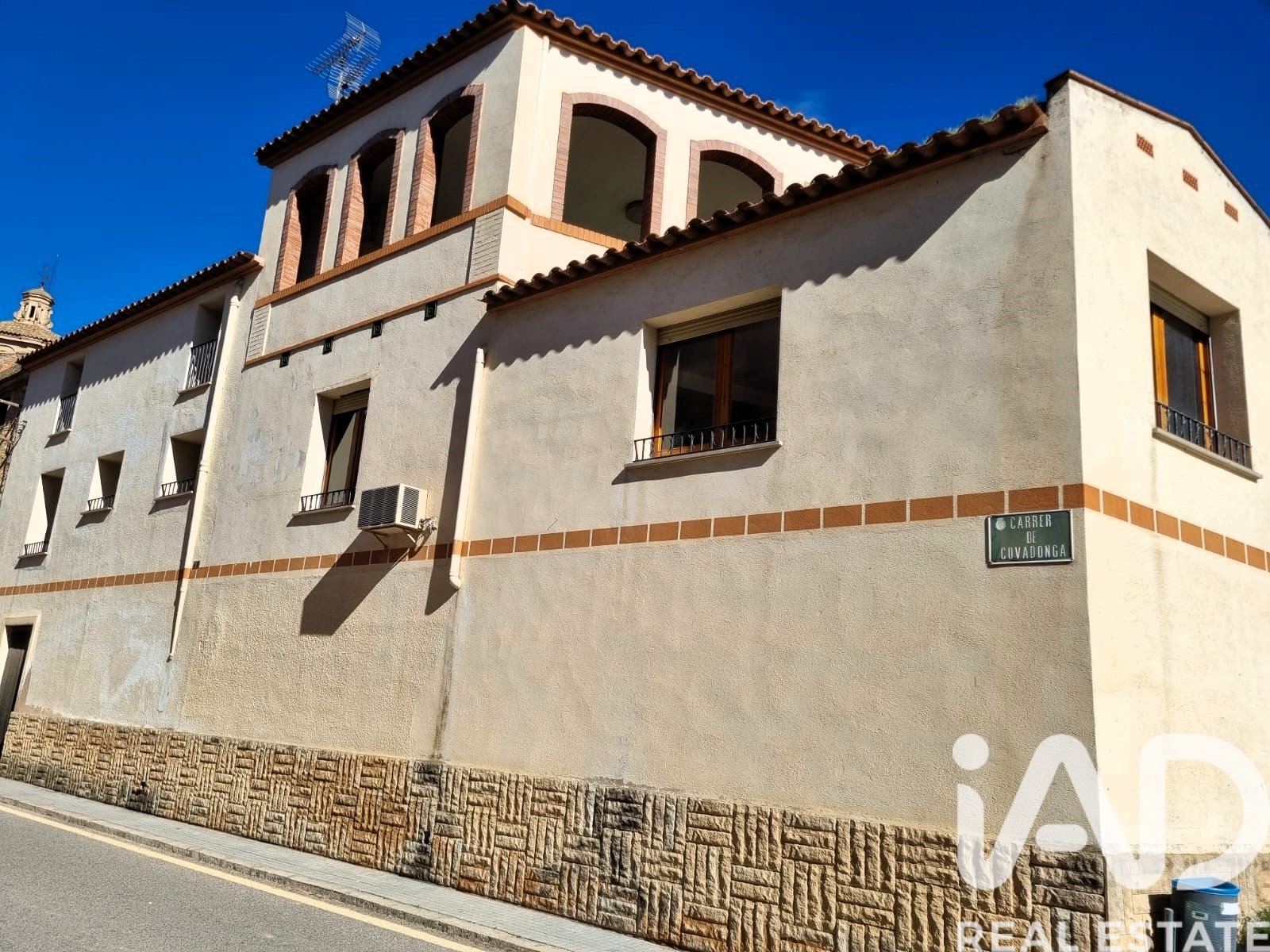 Willa w Ginestar, Tarragona, Hiszpania 3 sypialnie, 384 mkw. nr 185101