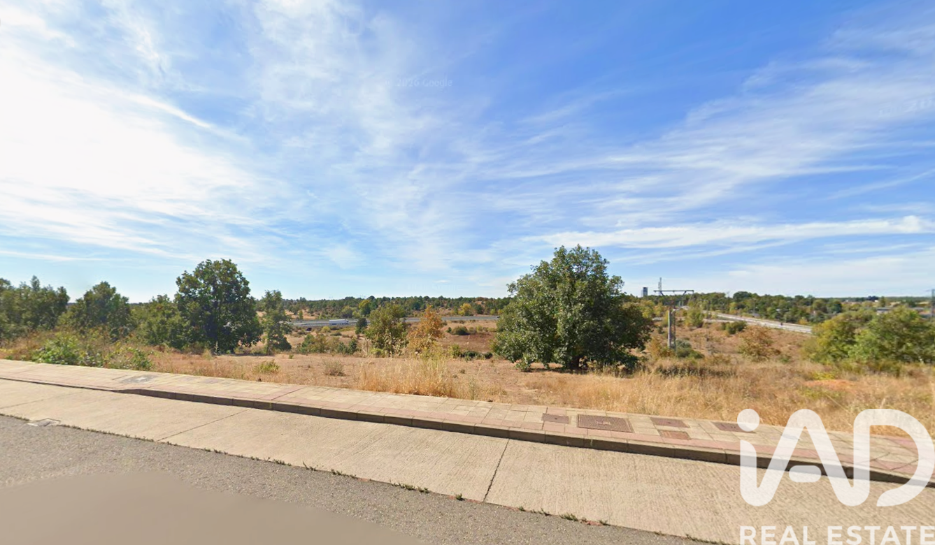 Terreno a Valverde de la Virgen, Leon, Spagna 890 mq. N° 185103
