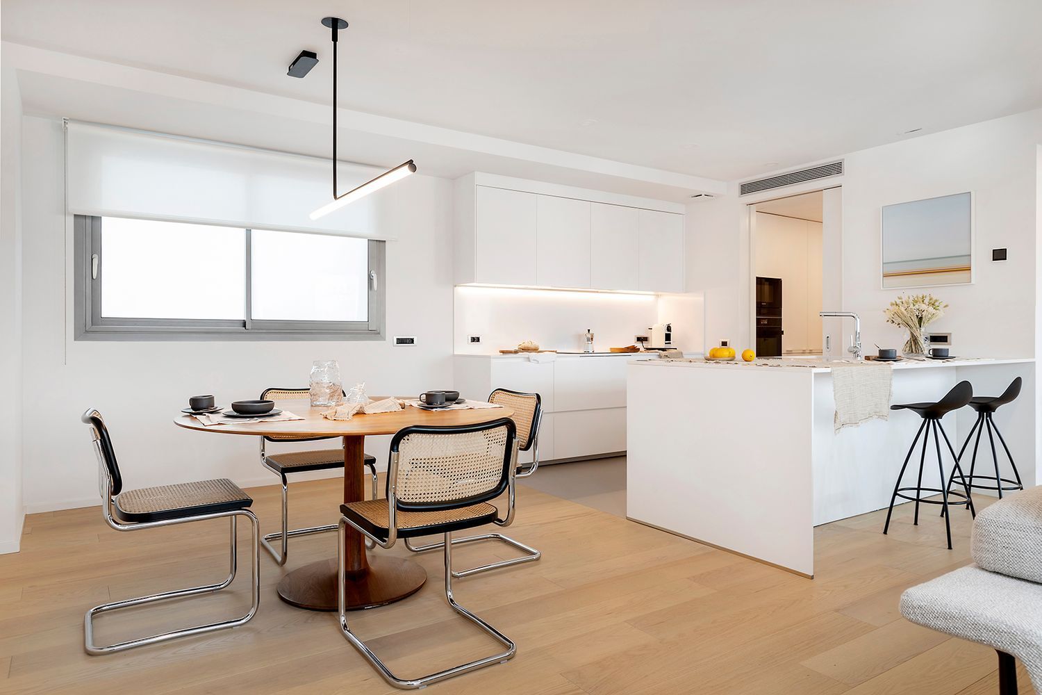 Apartamento en Barcelona, España 4 dormitorios, 185 m2 No. 186998