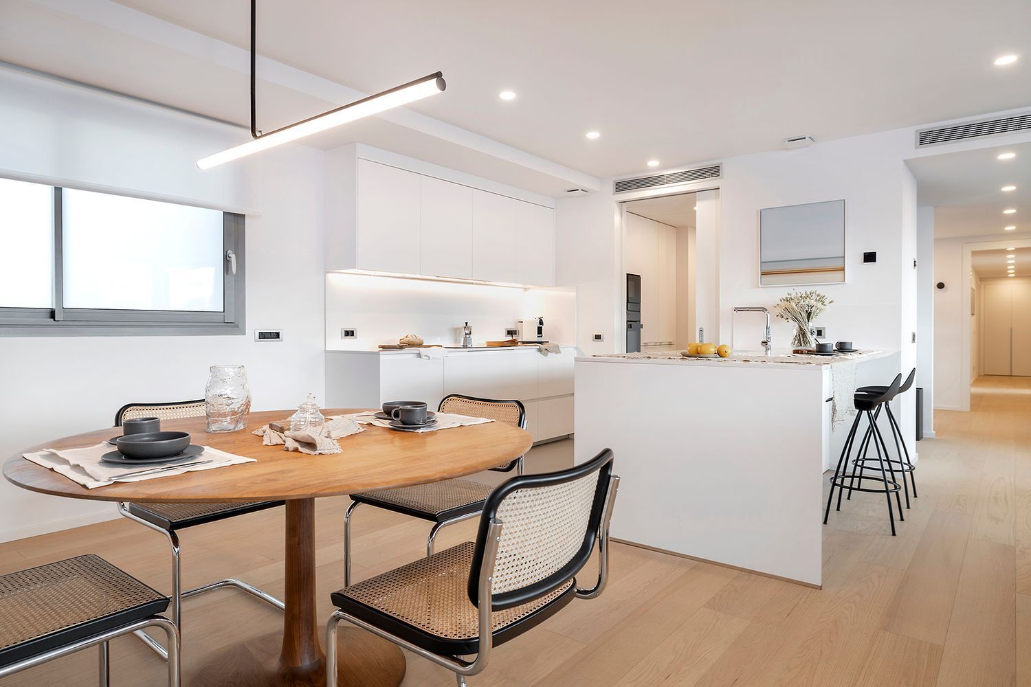 Apartamento en Barcelona, España 4 dormitorios, 185 m2 No. 186998