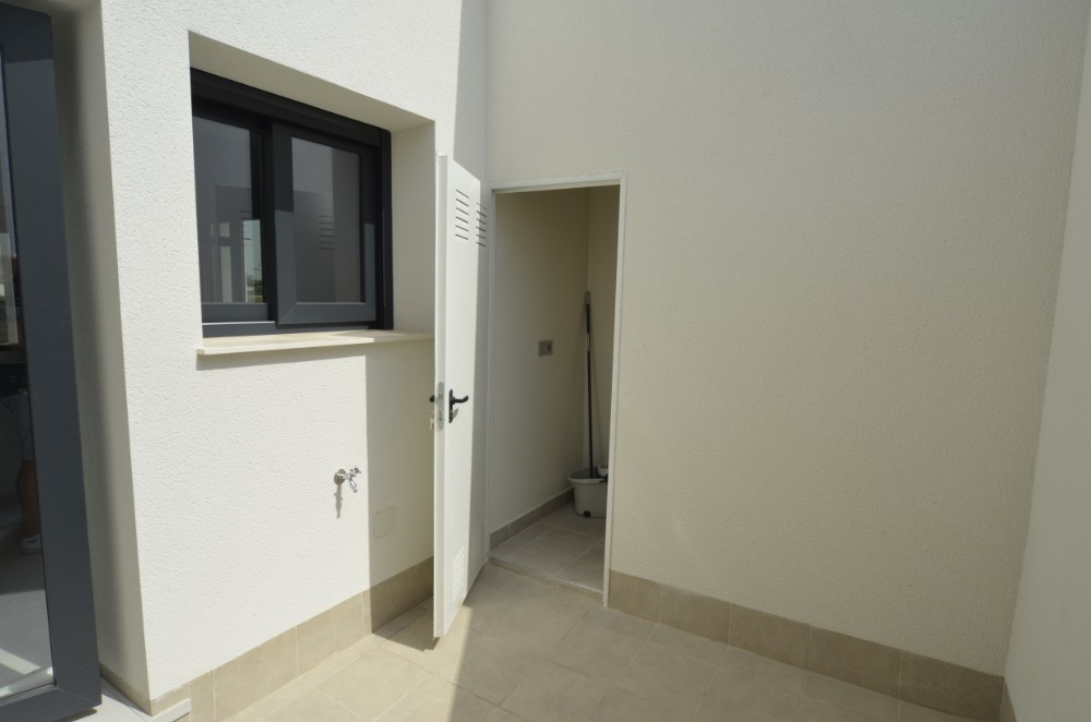 Villa à Daya Nueva, Alicante, Espagne 3 chambres,  No. 81055