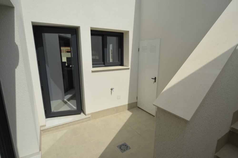 Villa à Daya Nueva, Alicante, Espagne 3 chambres,  No. 81055