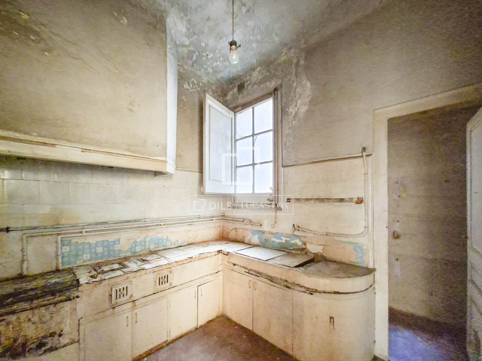 Dzīvoklis Barcelona, Spānijā 4 istabas, 156 m2 Nr. 168298