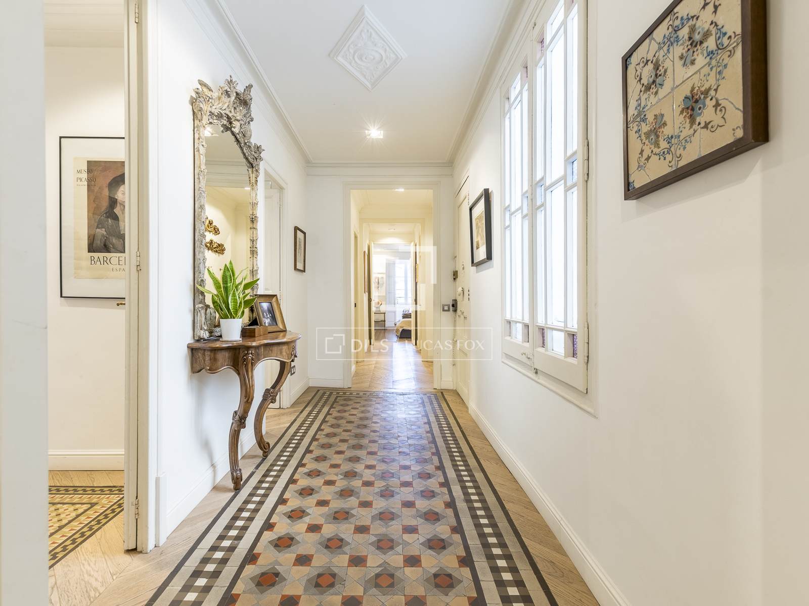 Dzīvoklis Barcelona, Spānijā 3 istabas, 133 m2 Nr. 168299