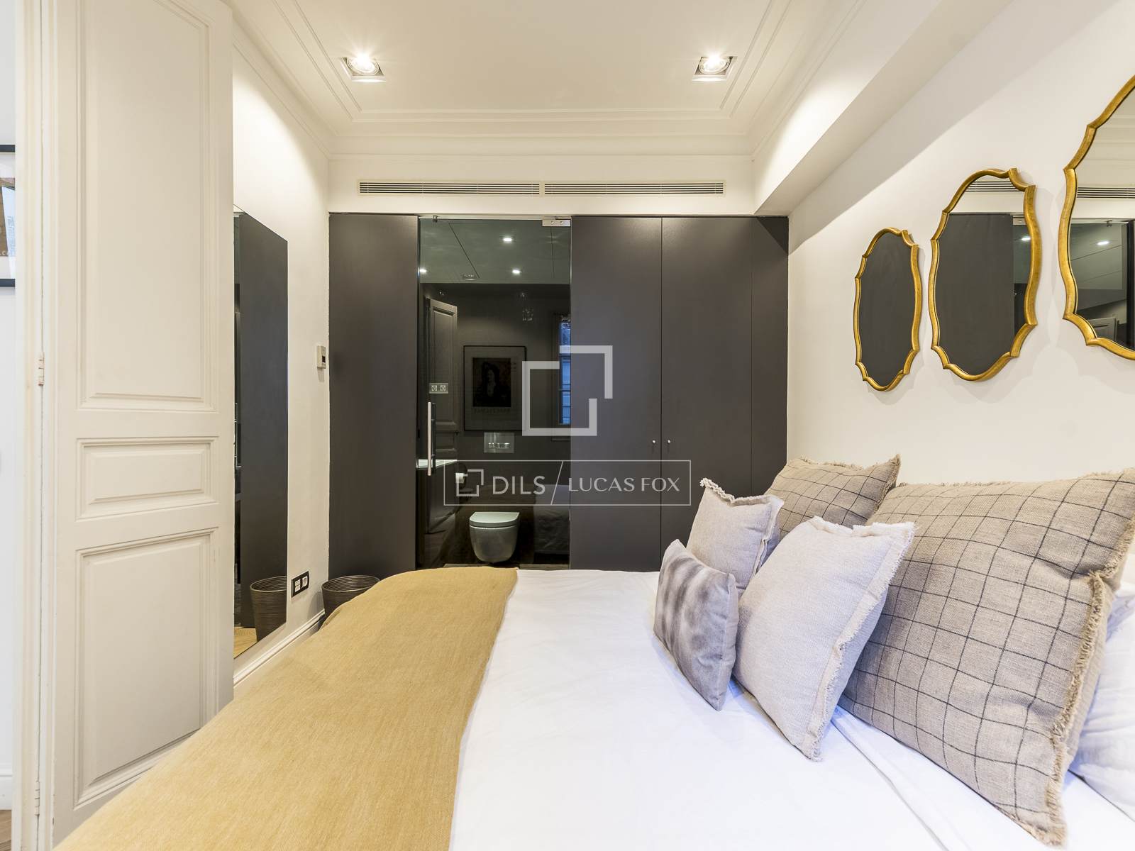 Dzīvoklis Barcelona, Spānijā 3 istabas, 133 m2 Nr. 168299