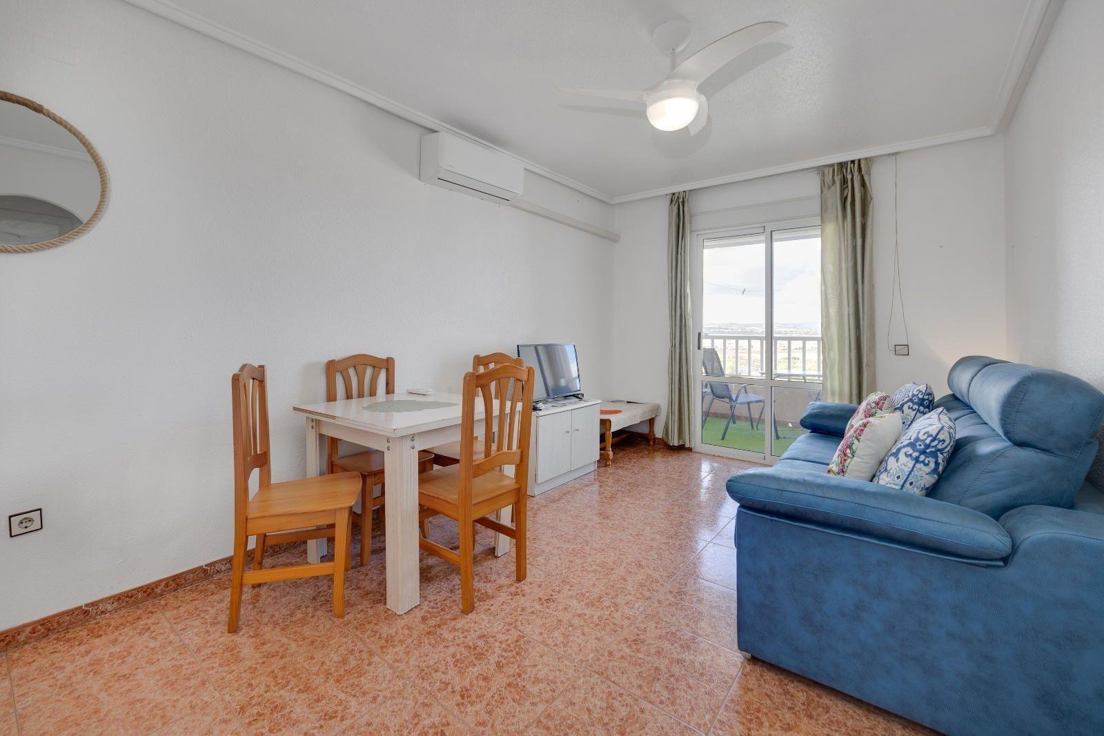 Penthouse in Torrevieja, Alicante, Spain 2 bedrooms, 61 sq.m. No. 184331