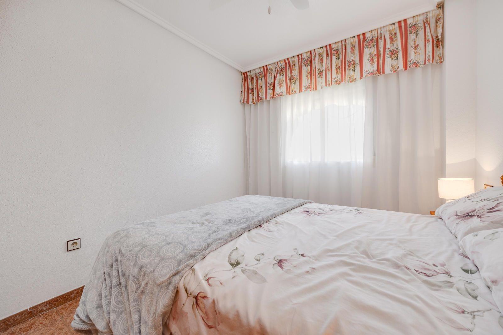 Penthouse in Torrevieja, Alicante, Spain 2 bedrooms, 61 sq.m. No. 184331