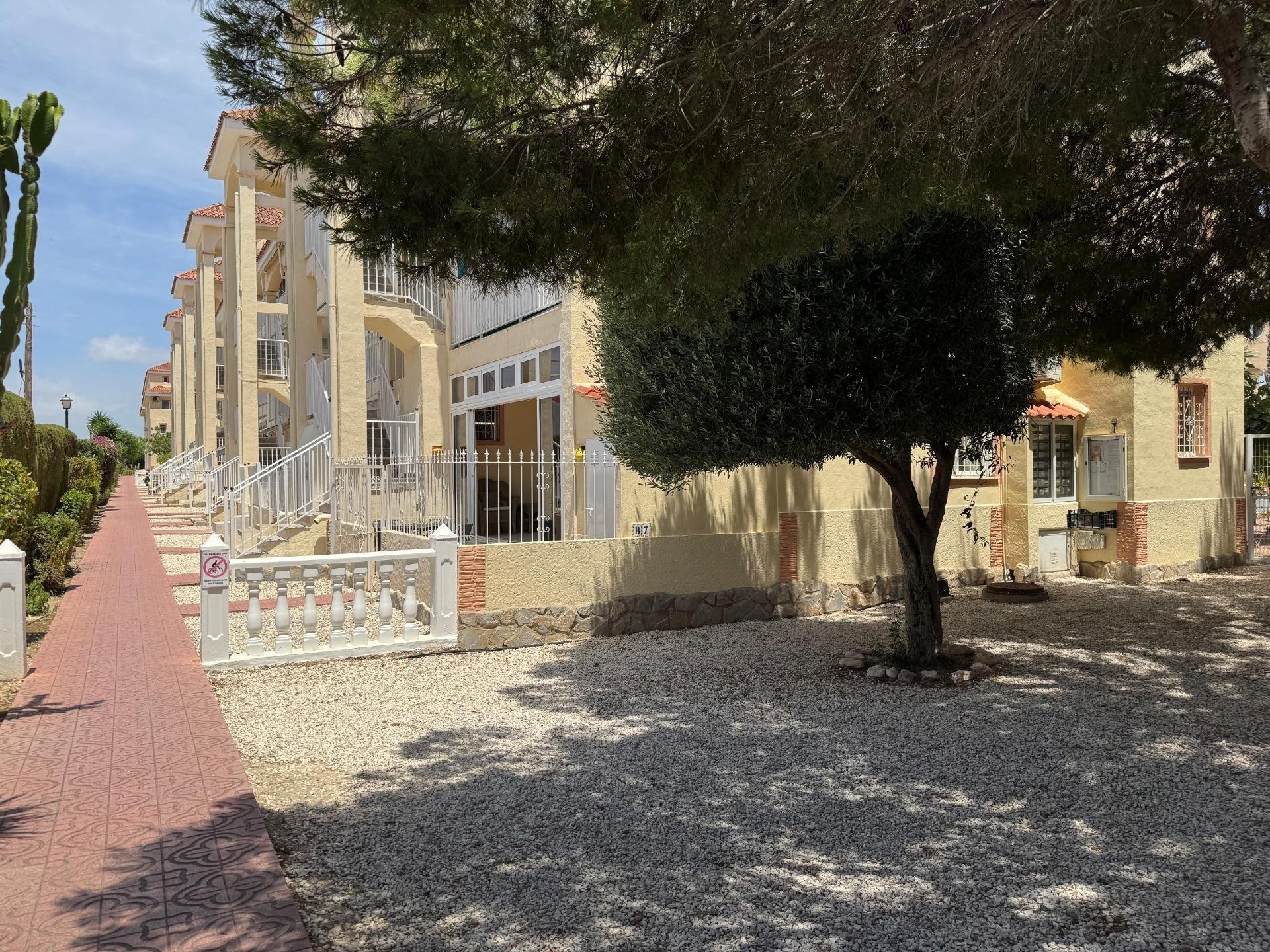 Wohnung in Torrevieja, Alicante, Spanien 3 Schlafzimmer, 69 m2 Nr. 184334