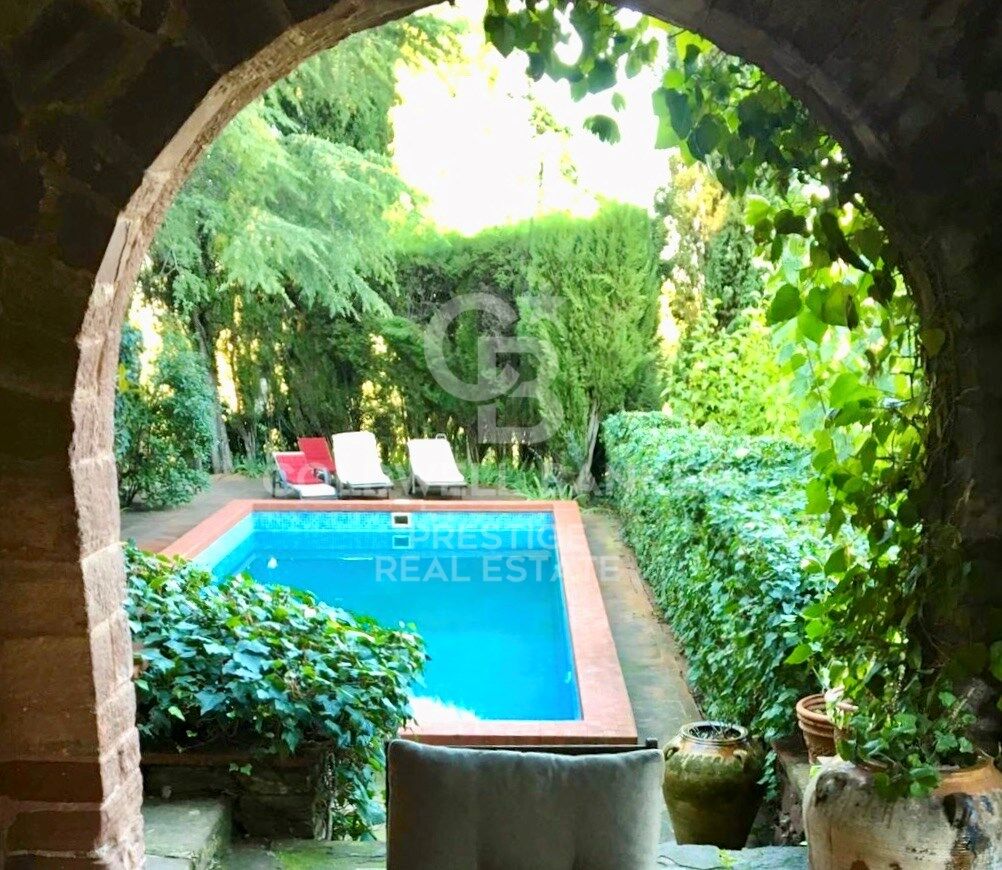 Сasa en Castellví de Rosanes, Barcelona, España 4 dormitorios, 249 m2 No. 159670