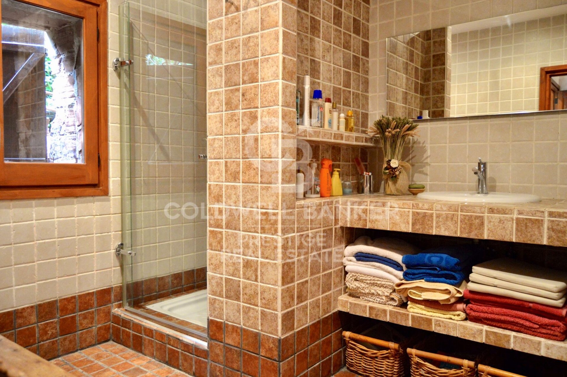 Сasa en Castellví de Rosanes, Barcelona, España 4 dormitorios, 249 m2 No. 159670