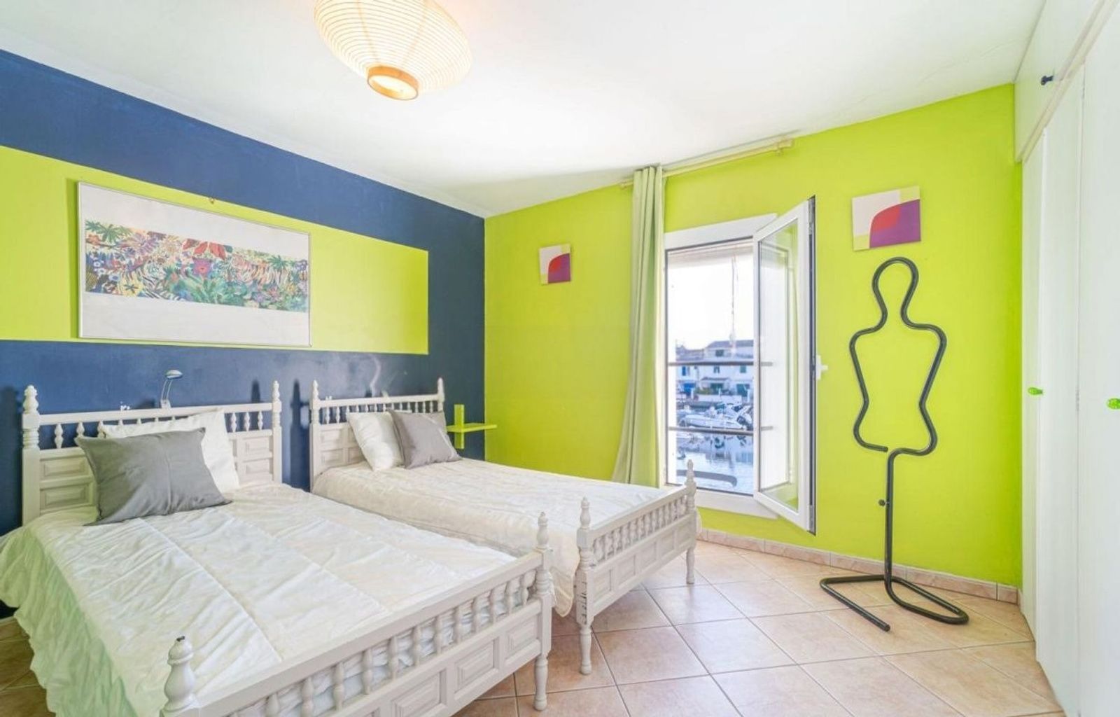 House in Sitges, Barcelona, Spanien 4 Schlafzimmer, 110 m2 Nr. 164938