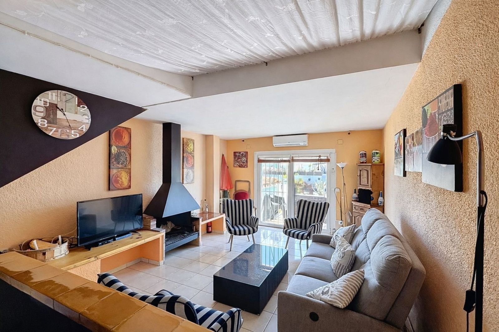 Dom w Sitges, Barcelona, Hiszpania 4 sypialnie, 125 mkw. nr 164939