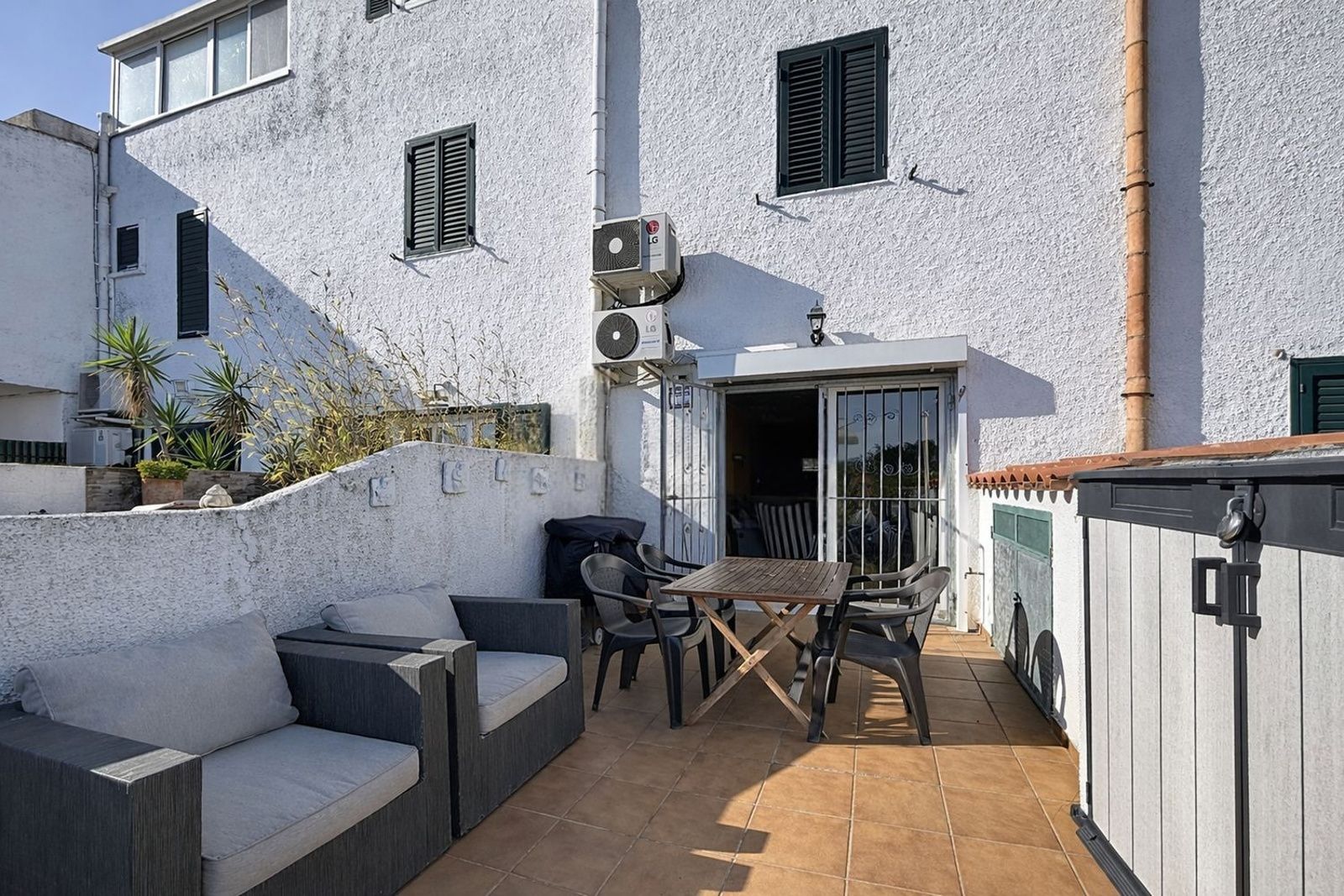 Dom w Sitges, Barcelona, Hiszpania 4 sypialnie, 125 mkw. nr 164939