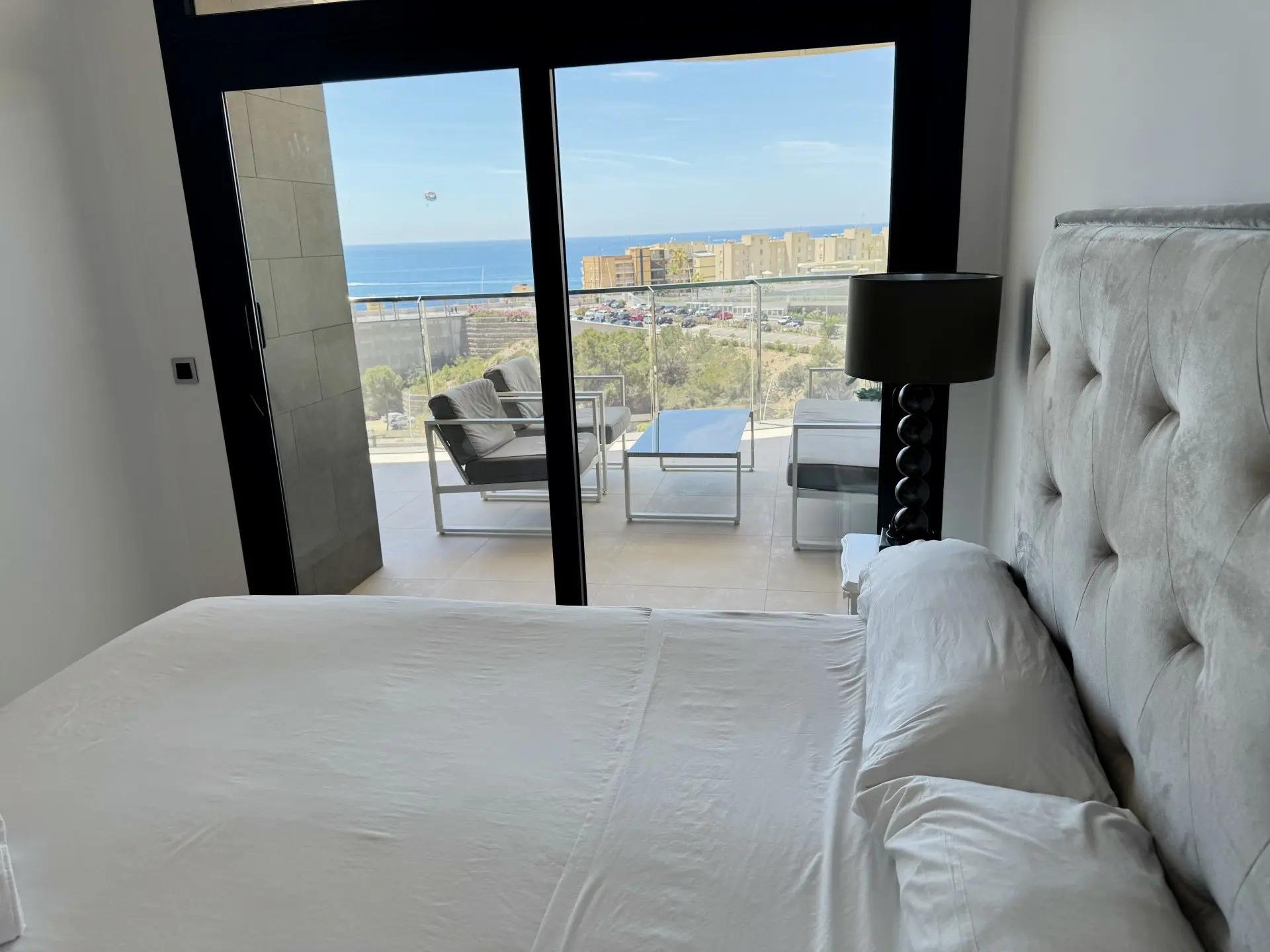 Apartamento en Benidorm, Alicante, España 3 dormitorios, 160 m2 No. 189055