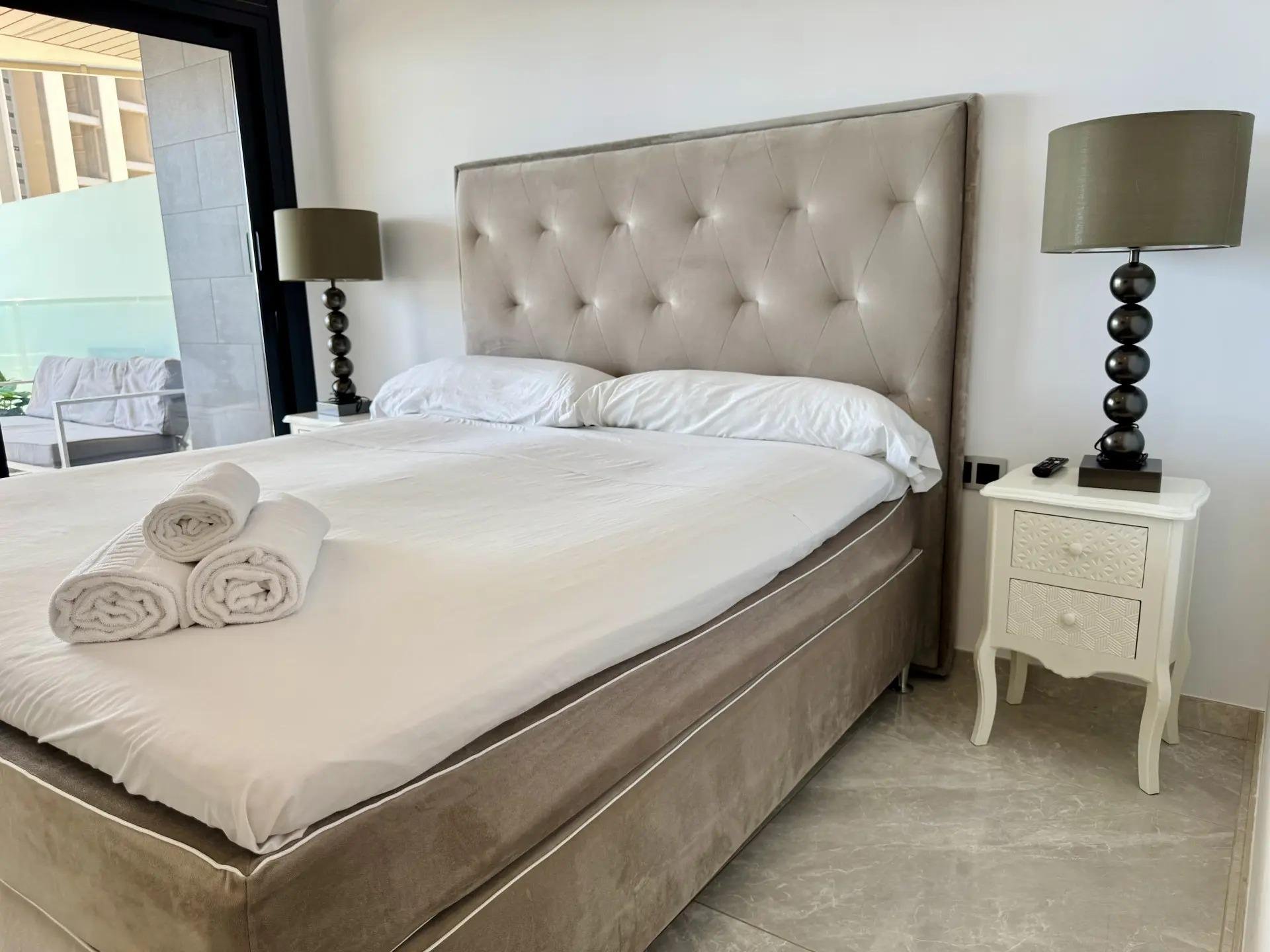 Apartamento en Benidorm, Alicante, España 3 dormitorios, 160 m2 No. 189055
