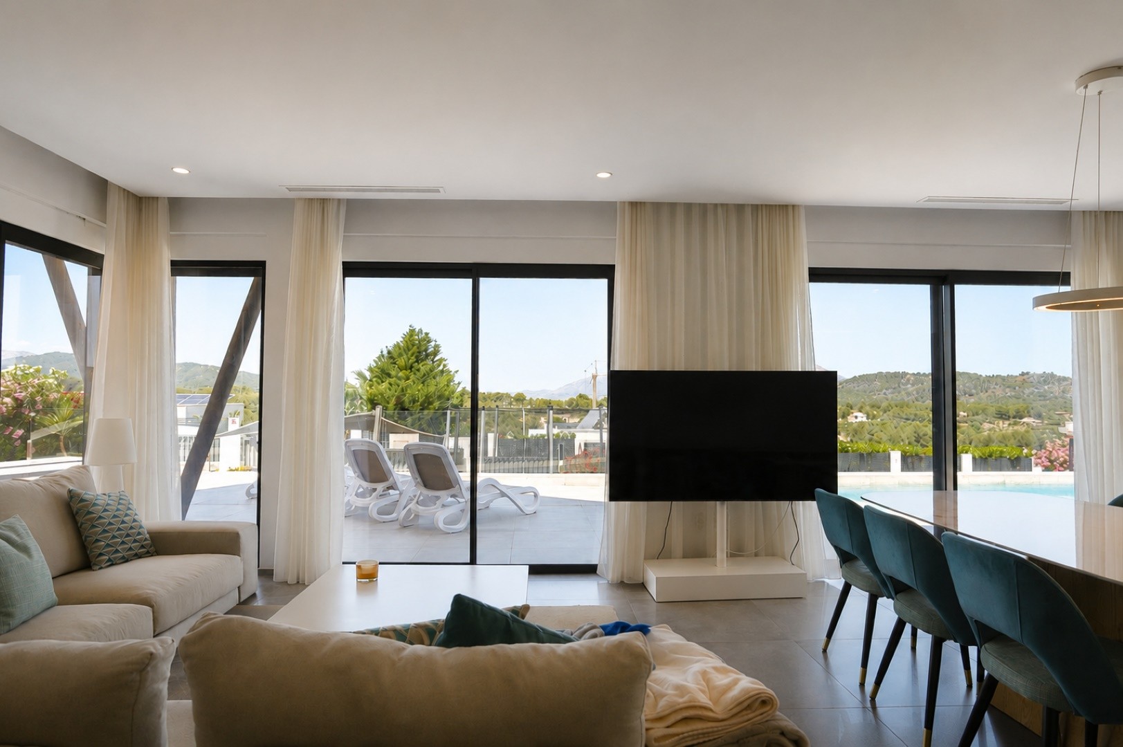 Villa in Javea, Alicante, Spain 3 bedrooms, 170 sq.m. No. 181254