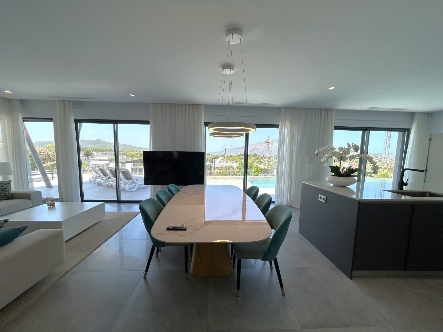 Villa in Javea, Alicante, Spain 3 bedrooms, 170 sq.m. No. 181254