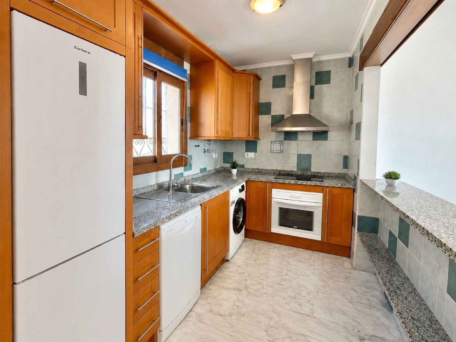 Дуплекс в Альгорфа, Аликанте, Испания 2 спальни, 73м2 №181256