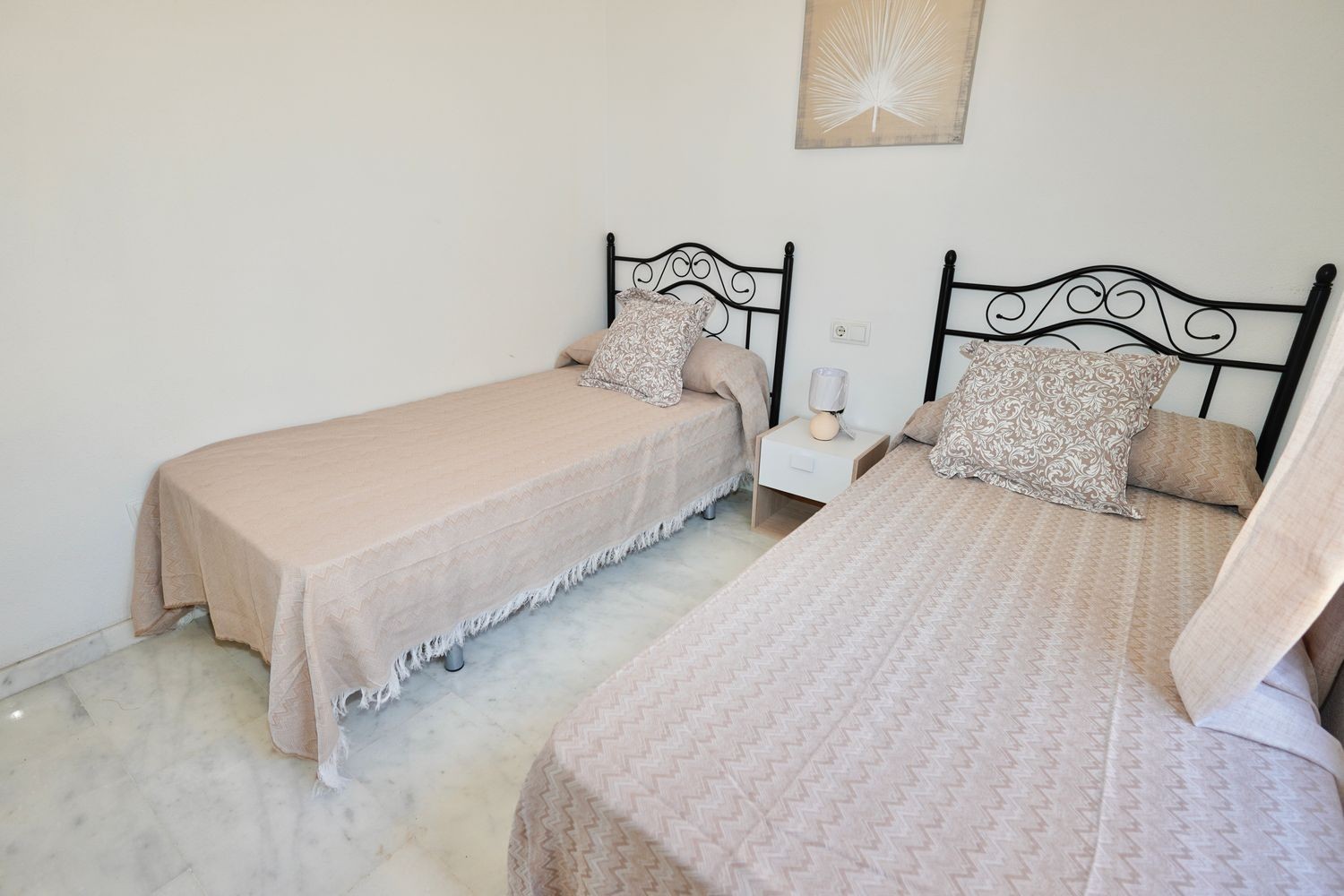 Дуплекс в Альгорфа, Аликанте, Испания 2 спальни, 73м2 №181256