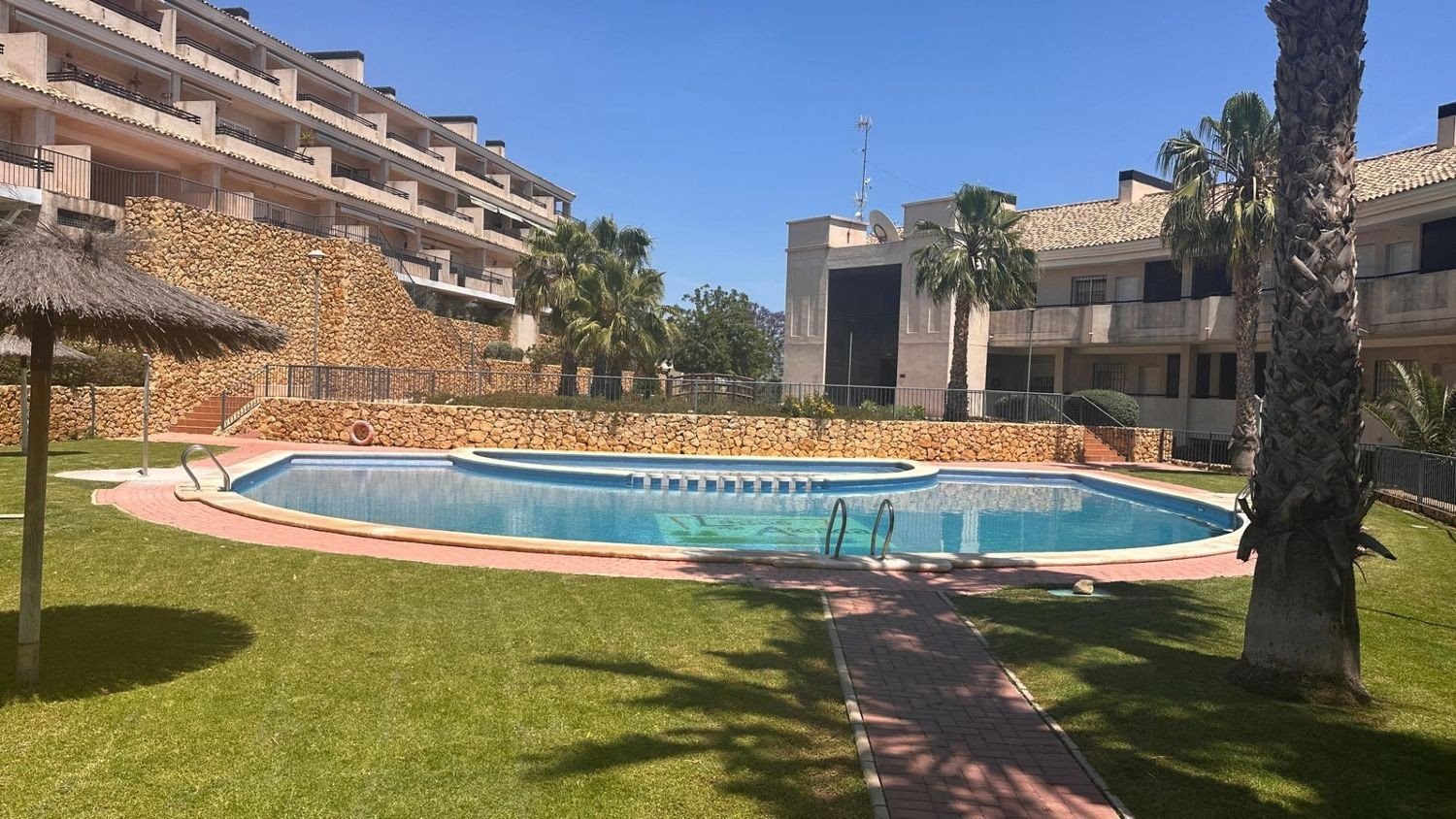 Apartamento en Monforte del Cid, Alicante, España 2 dormitorios, 94 m2 No. 181255