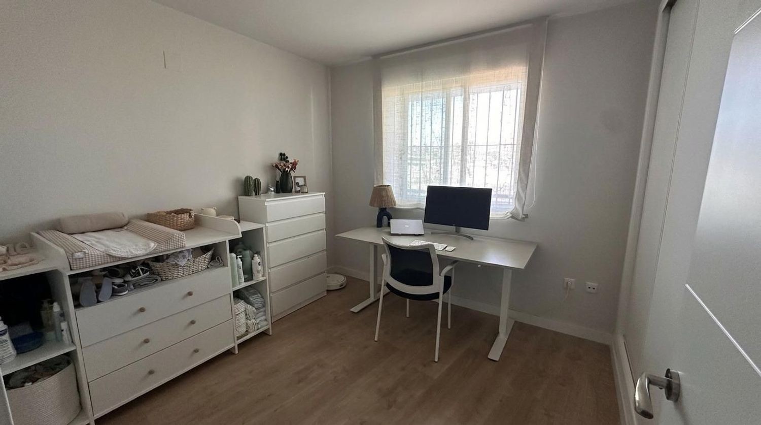 Apartamento en Monforte del Cid, Alicante, España 2 dormitorios, 94 m2 No. 181255