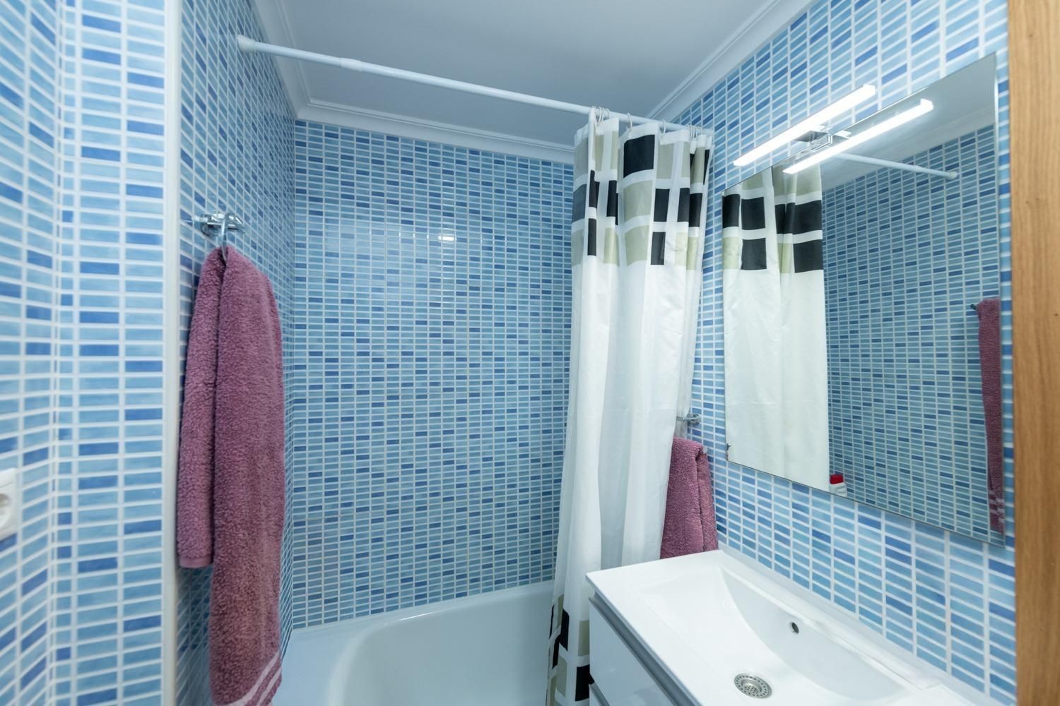 Квартира в Дехеса де Кампоамор, Аликанте, Испания 2 спальни, 76м2 №181042