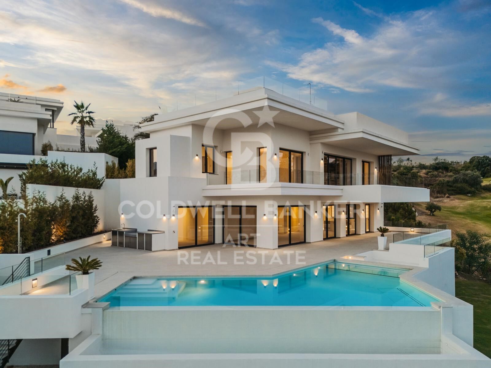 Villa en Estepona, Málaga, España 4 dormitorios, 433 m2 No. 158374