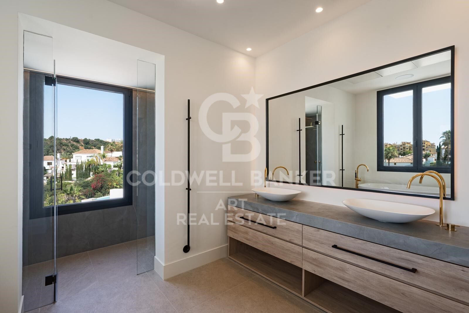 Villa en Estepona, Málaga, España 4 dormitorios, 433 m2 No. 158374