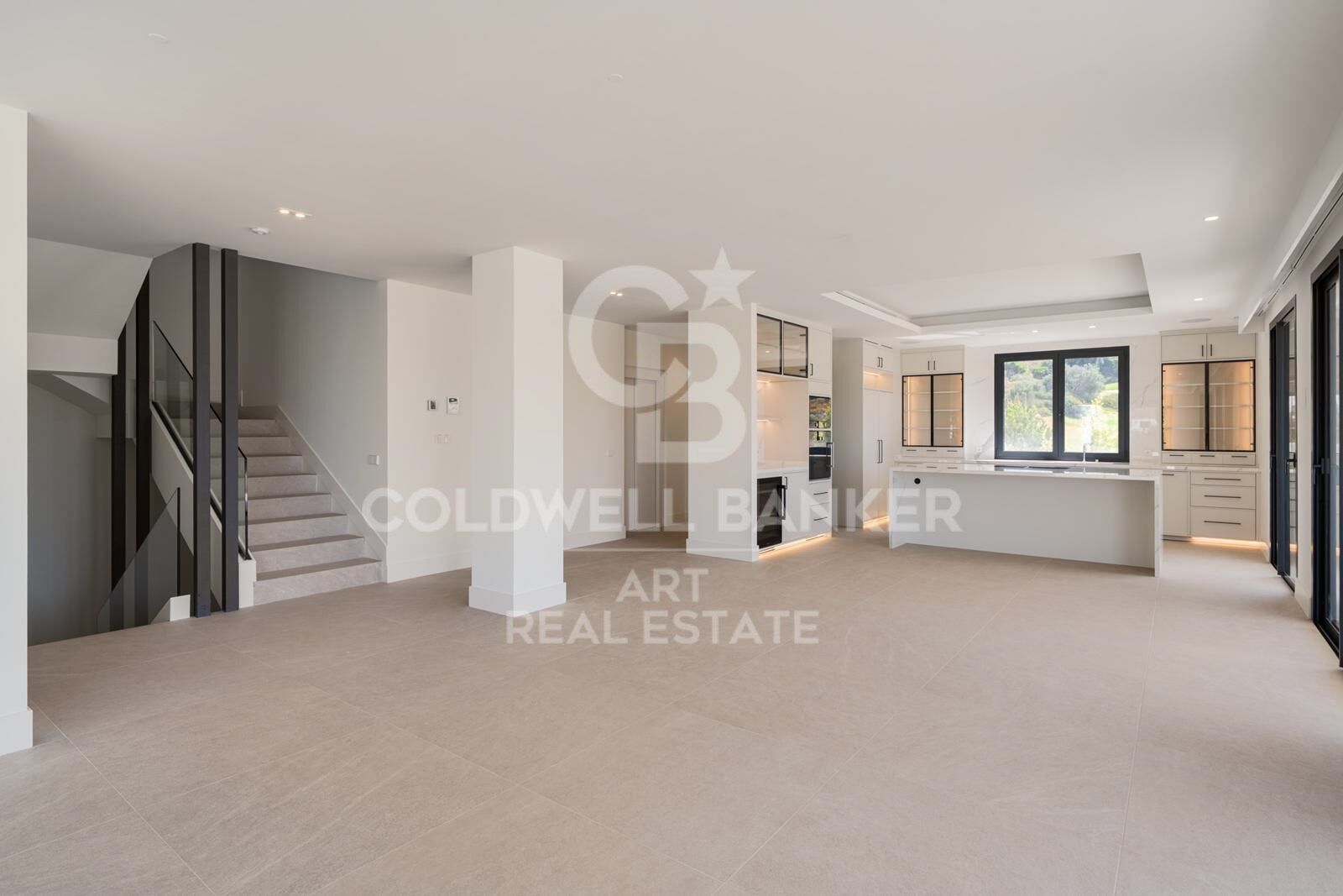 Villa en Estepona, Málaga, España 4 dormitorios, 433 m2 No. 158374