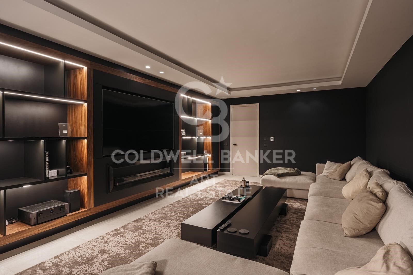 Villa à Marbella, Malaga, Espagne 5 chambres, 638 m2 No. 158375