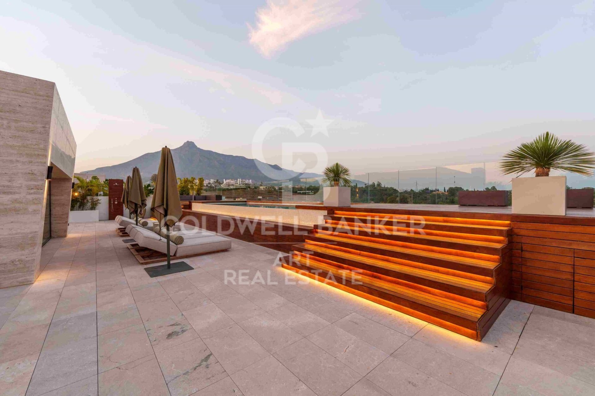 House in Marbella, Malaga, Spain 4 bedrooms, 425 sq.m. No. 158378