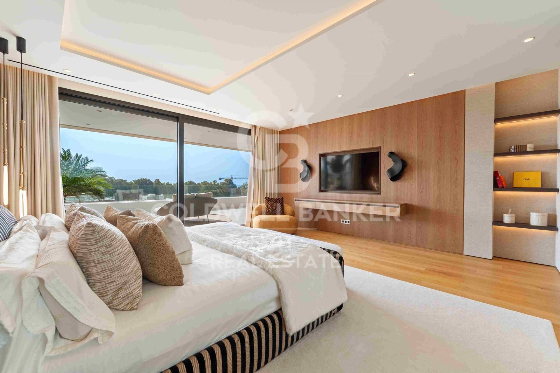 House in Marbella, Malaga, Spain 4 bedrooms, 425 sq.m. No. 158378