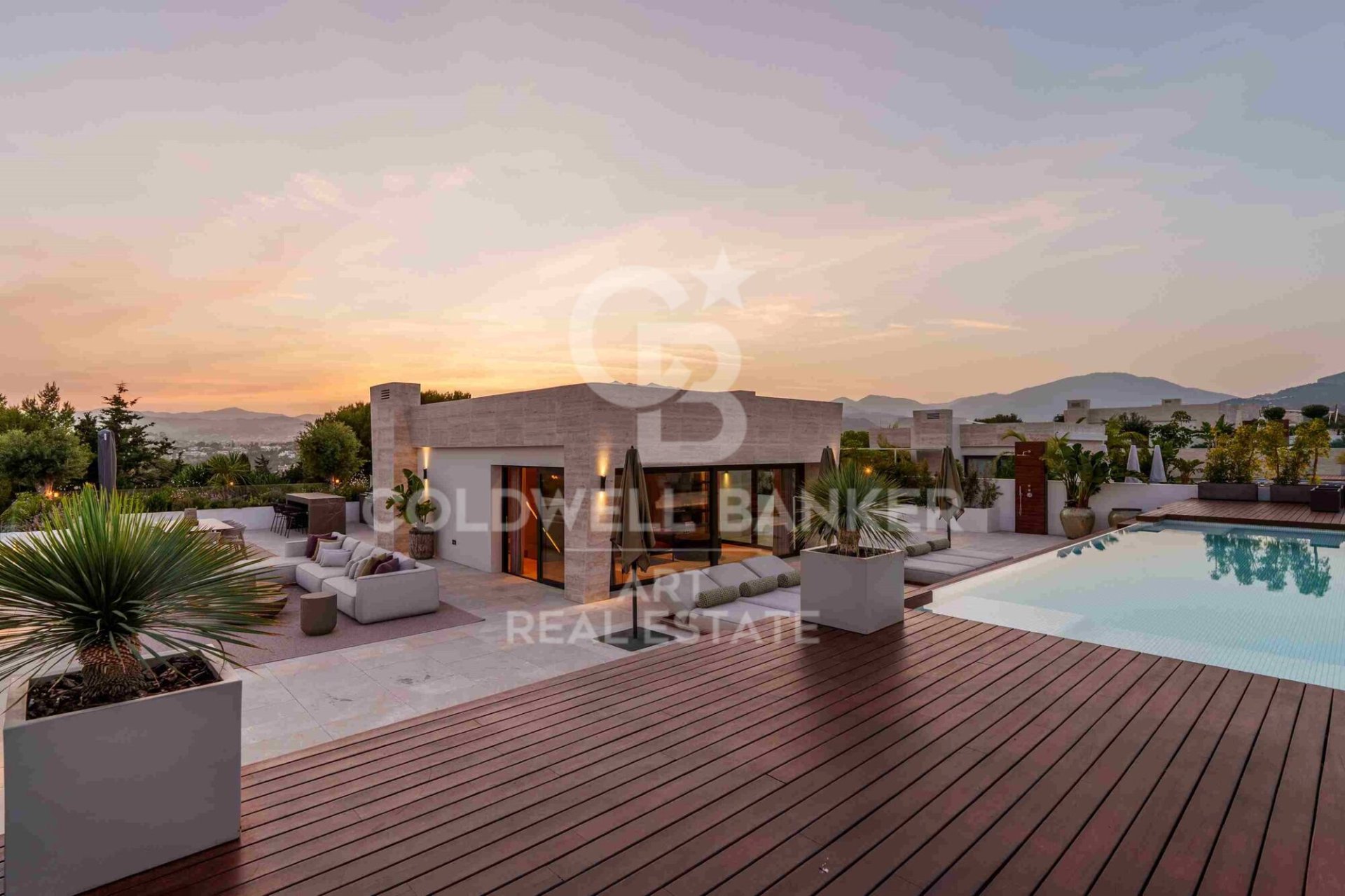 House in Marbella, Malaga, Spain 4 bedrooms, 425 sq.m. No. 158378