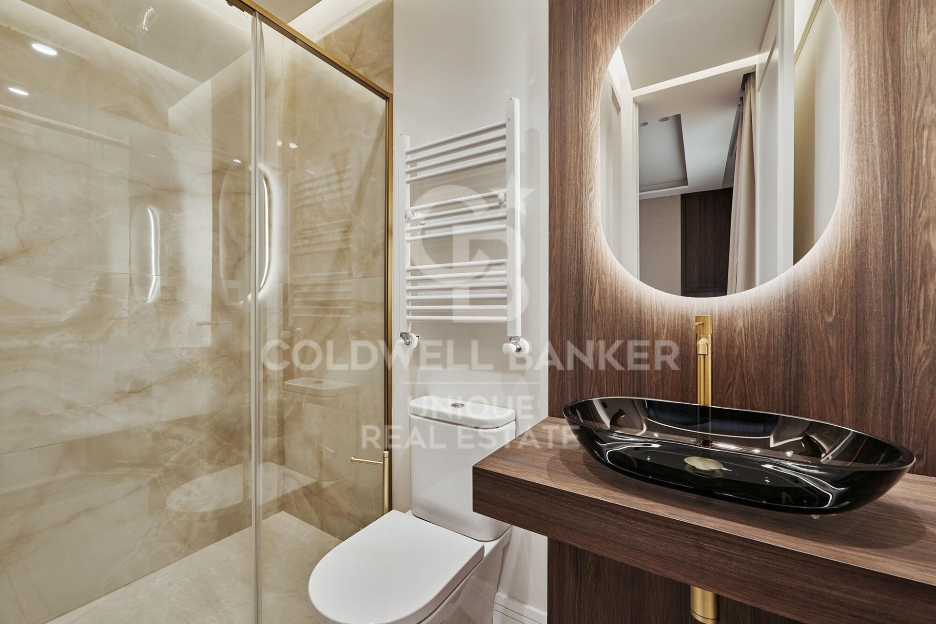 Appartamento a Madrid, Spagna 3 camere da letto, 122 mq. N° 158377