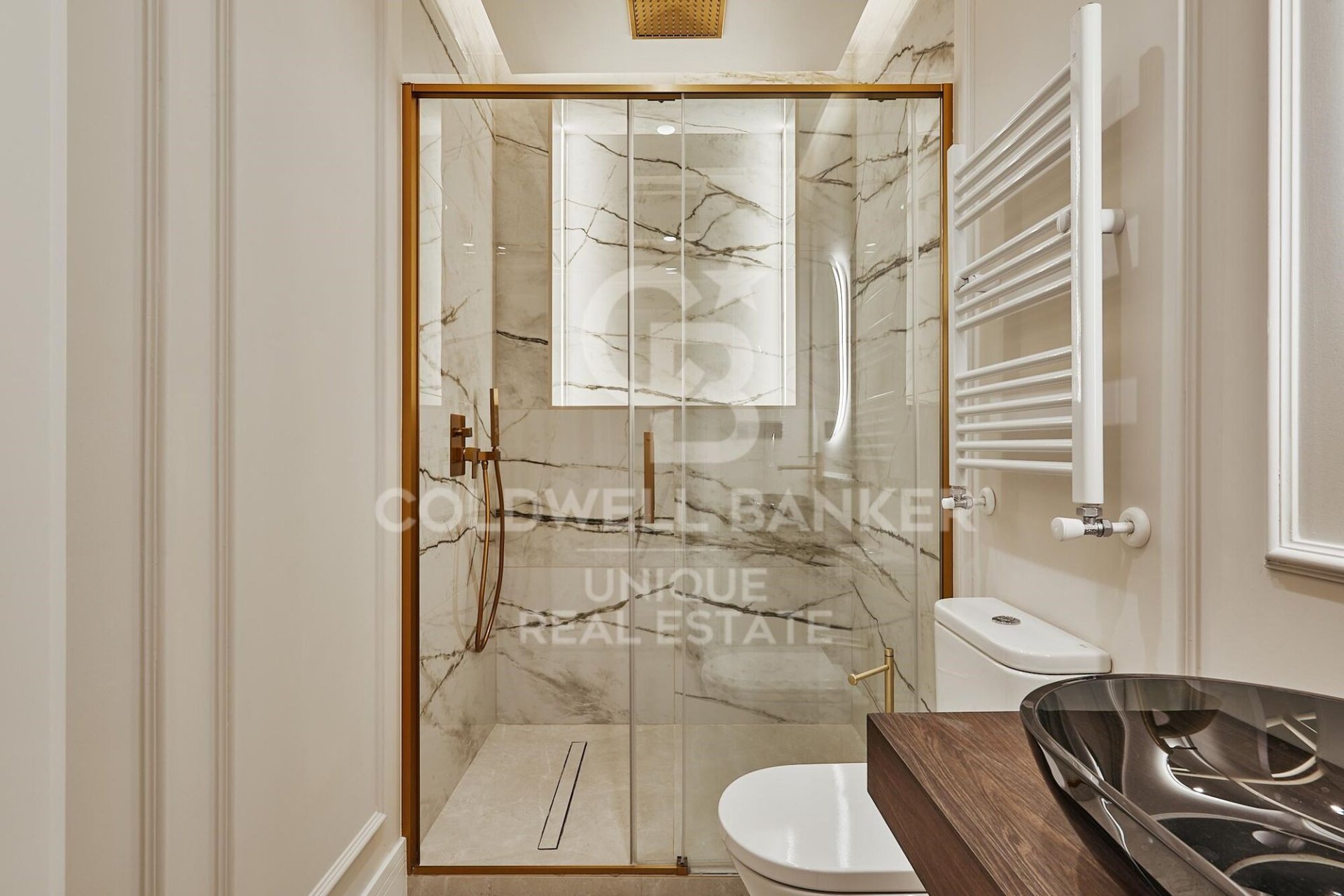Appartamento a Madrid, Spagna 3 camere da letto, 122 mq. N° 158377