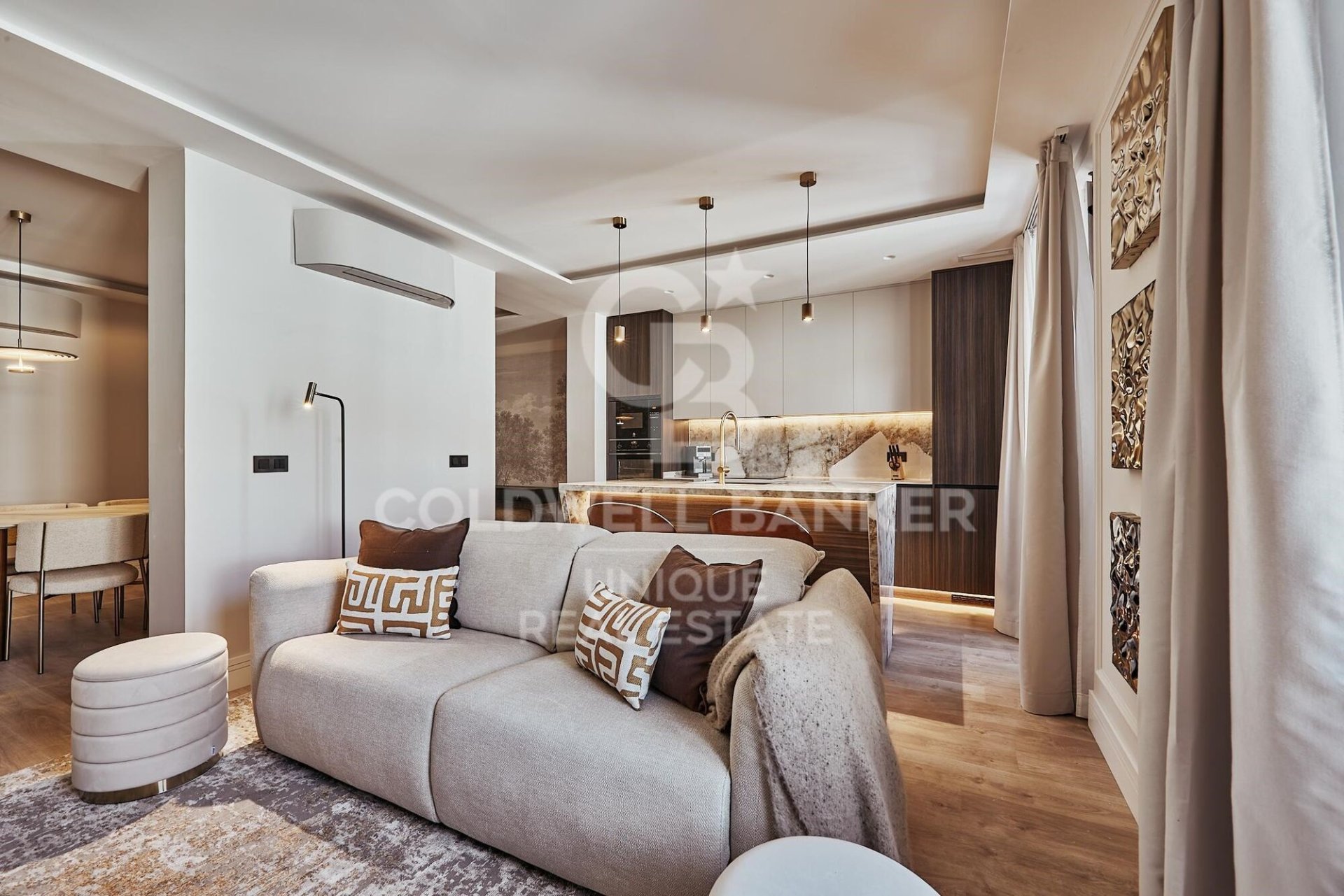 Appartamento a Madrid, Spagna 3 camere da letto, 122 mq. N° 158377