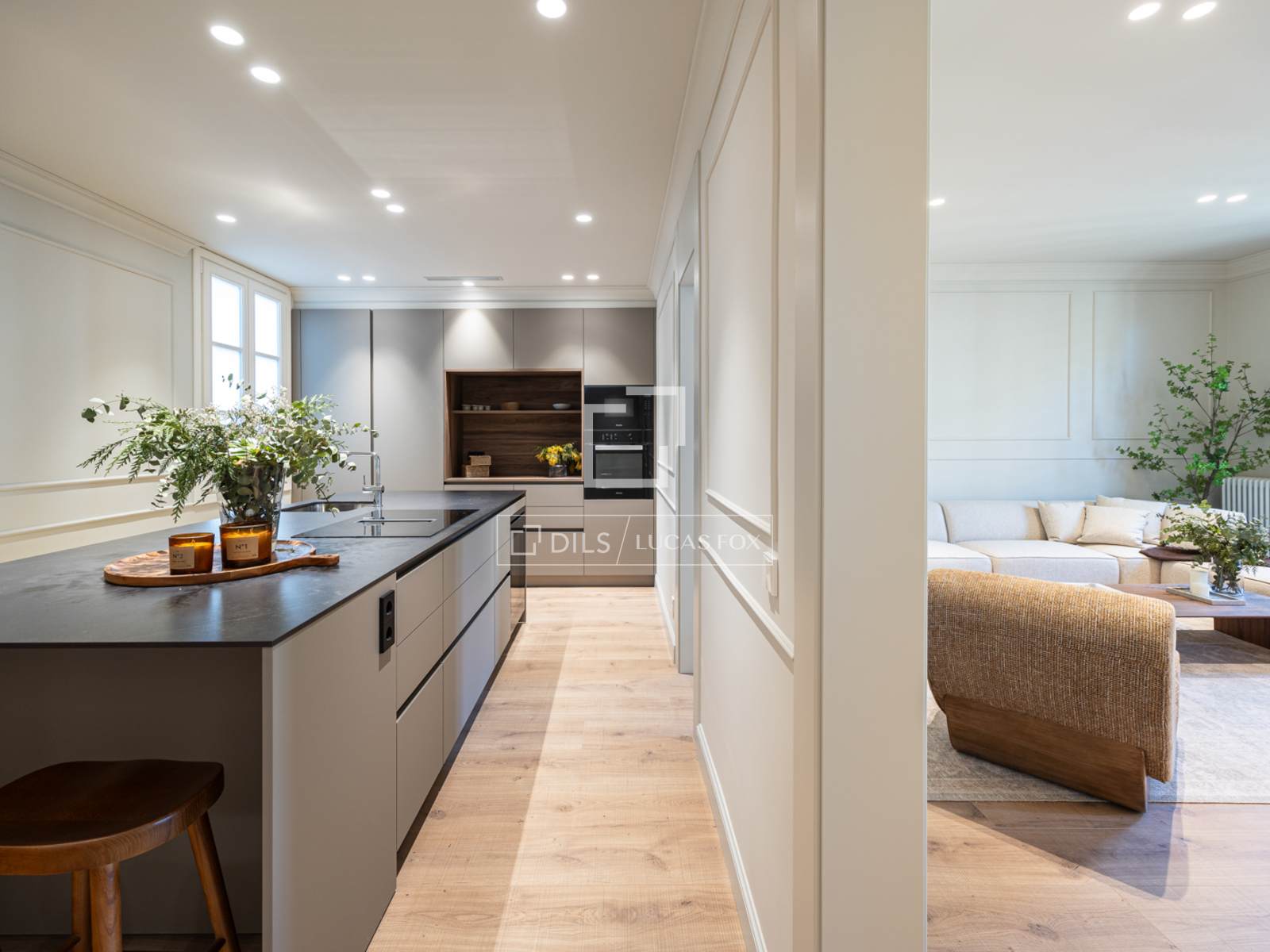 Dzīvoklis Barcelona, Spānijā 4 istabas, 200 m2 Nr. 150637