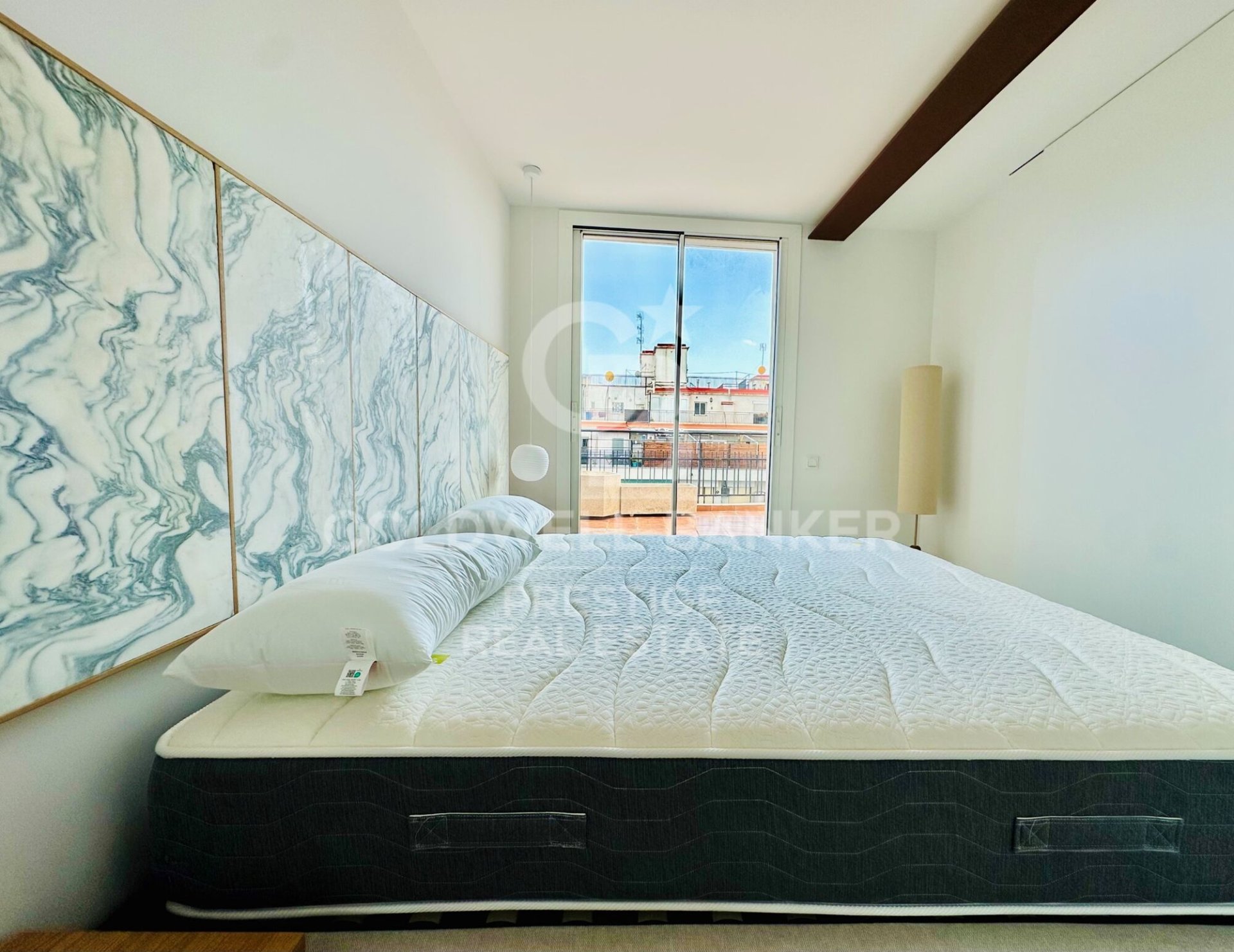 Penthouse w Barcelona, Hiszpania 3 sypialnie, 116 mkw. nr 157845